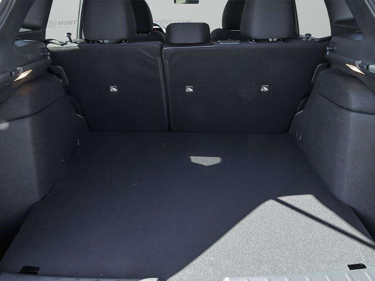 2026 Nissan Kicks SV Photo