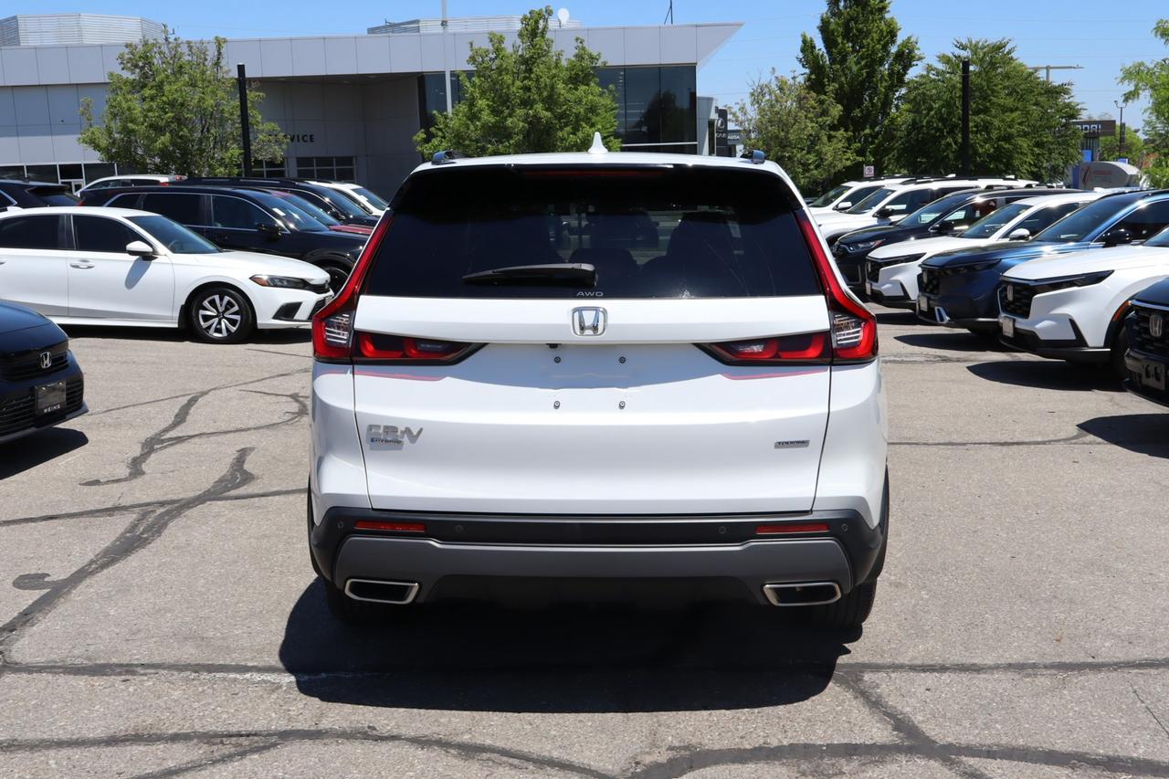 2025 Honda CR-V Hybrid Touring 4dr All-Wheel Drive Photo3