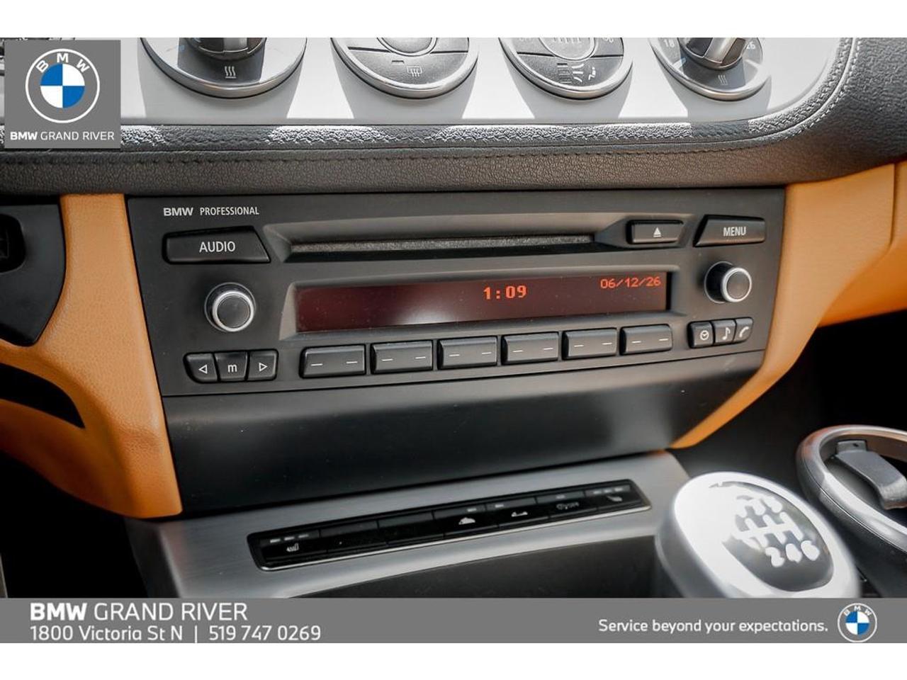 2013 BMW Z4 sDrive28i 2dr Rear-Wheel Drive Roadster Photo