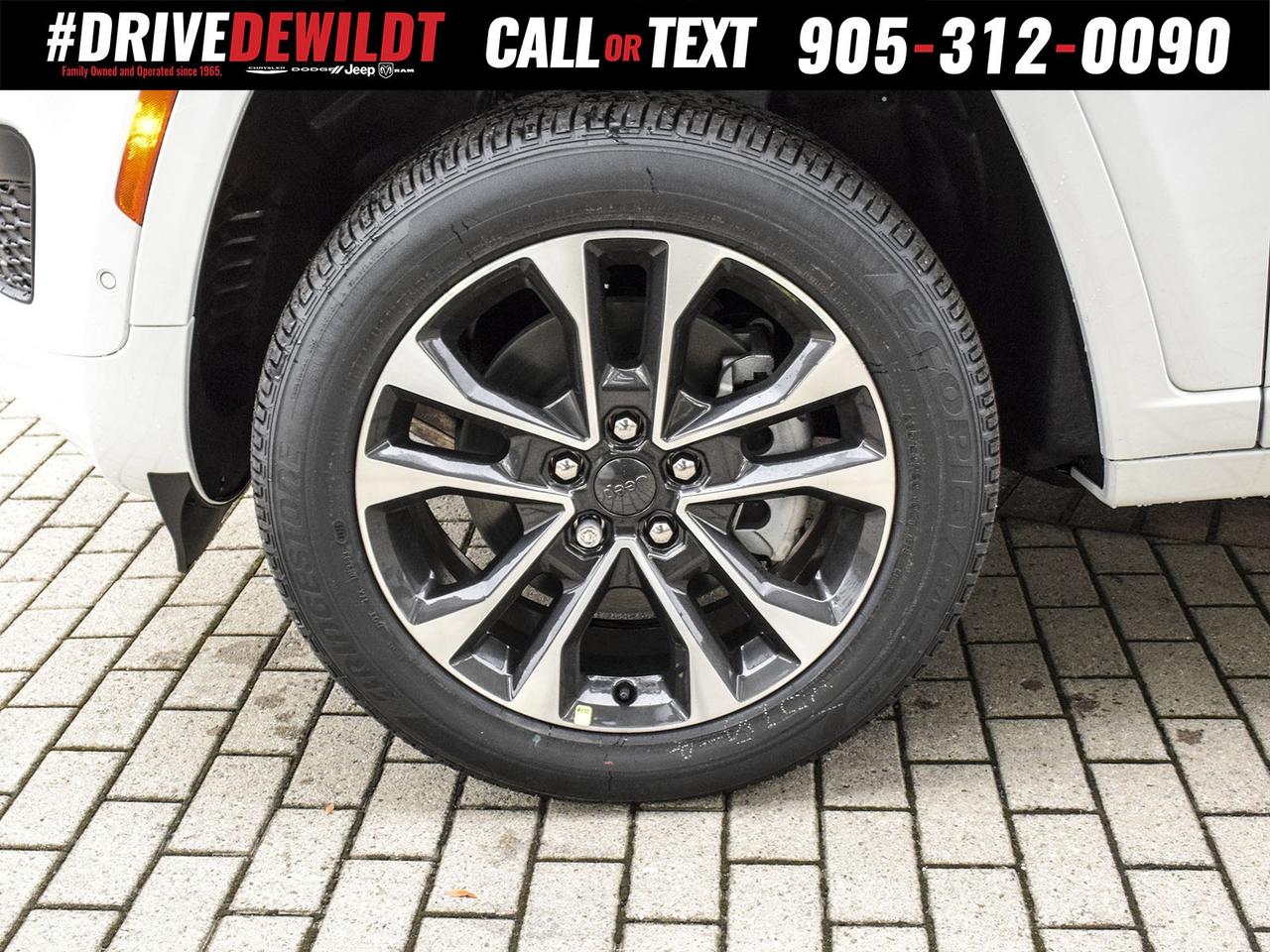 2025 Jeep Grand Cherokee L Overland   Pano Roof   Heated/Vented Leather Photo