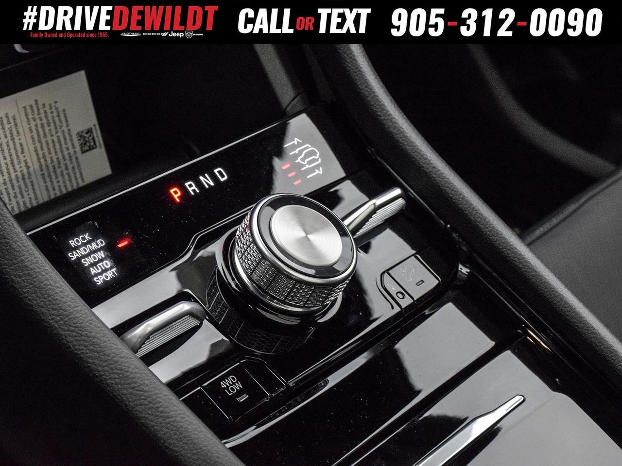 2025 Jeep Grand Cherokee L Overland   Pano Roof   Heated/Vented Leather Photo