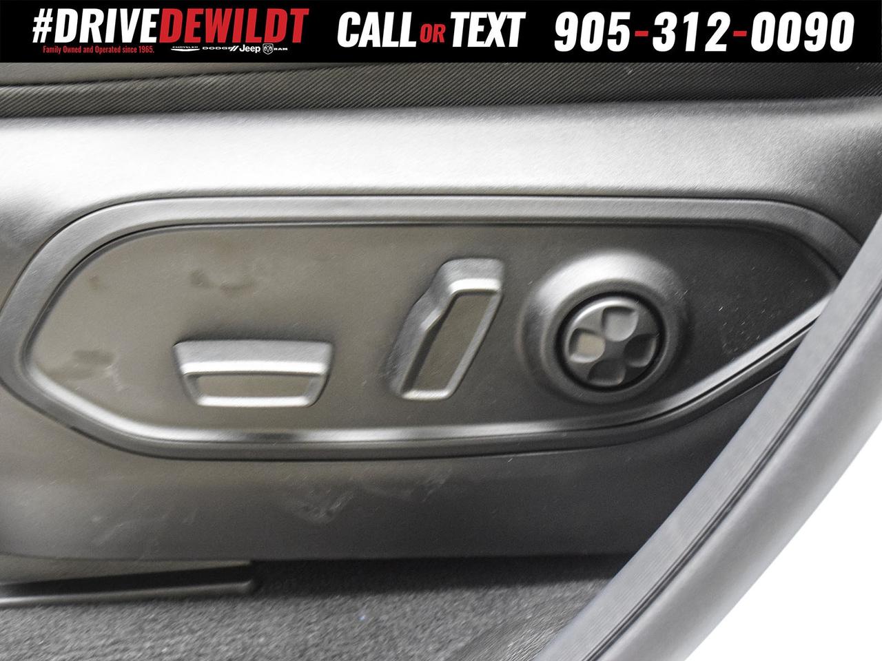 2025 Jeep Grand Cherokee L Overland   Pano Roof   Heated/Vented Leather Photo