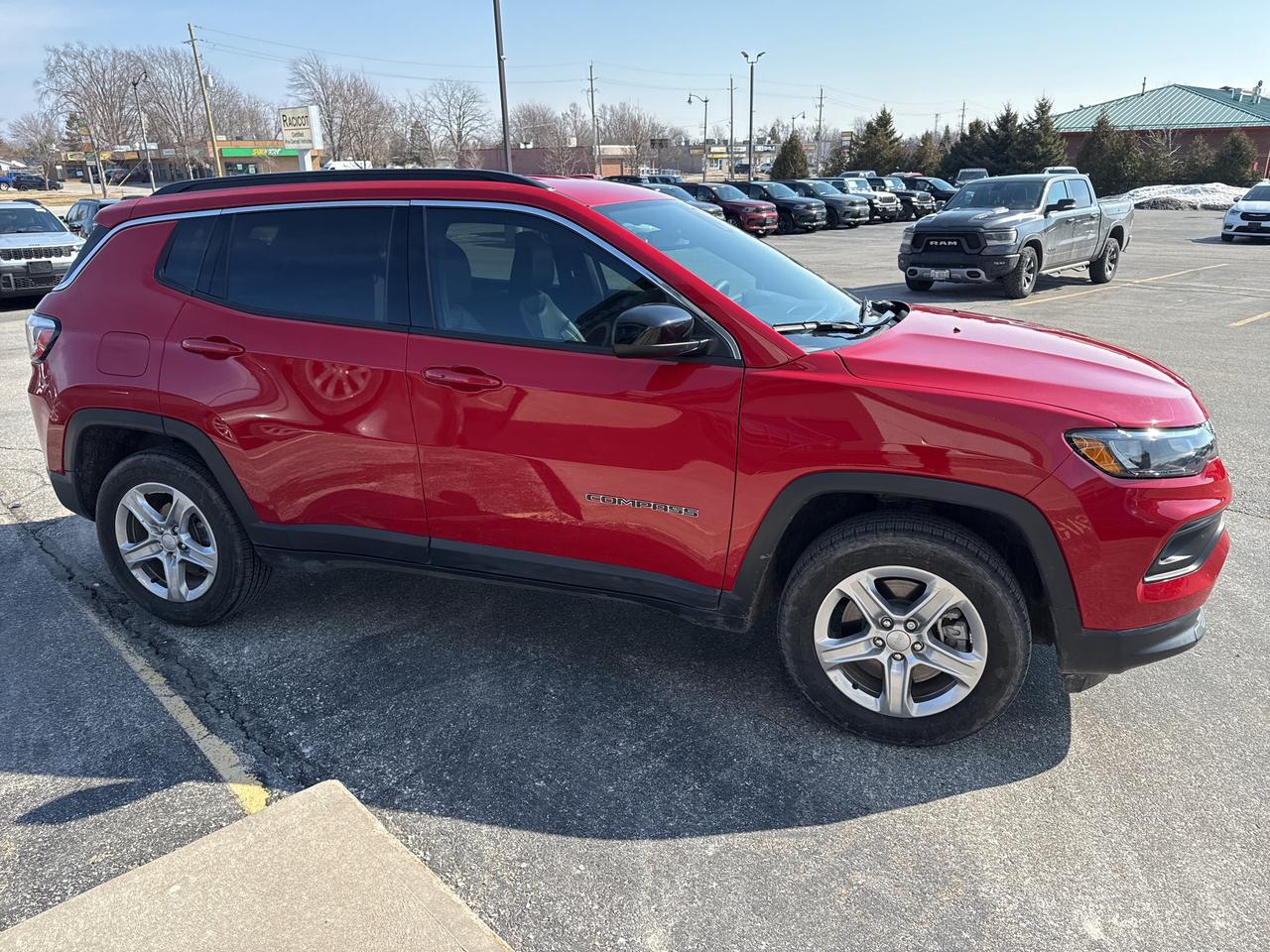 2024 Jeep Compass NORTH Photo