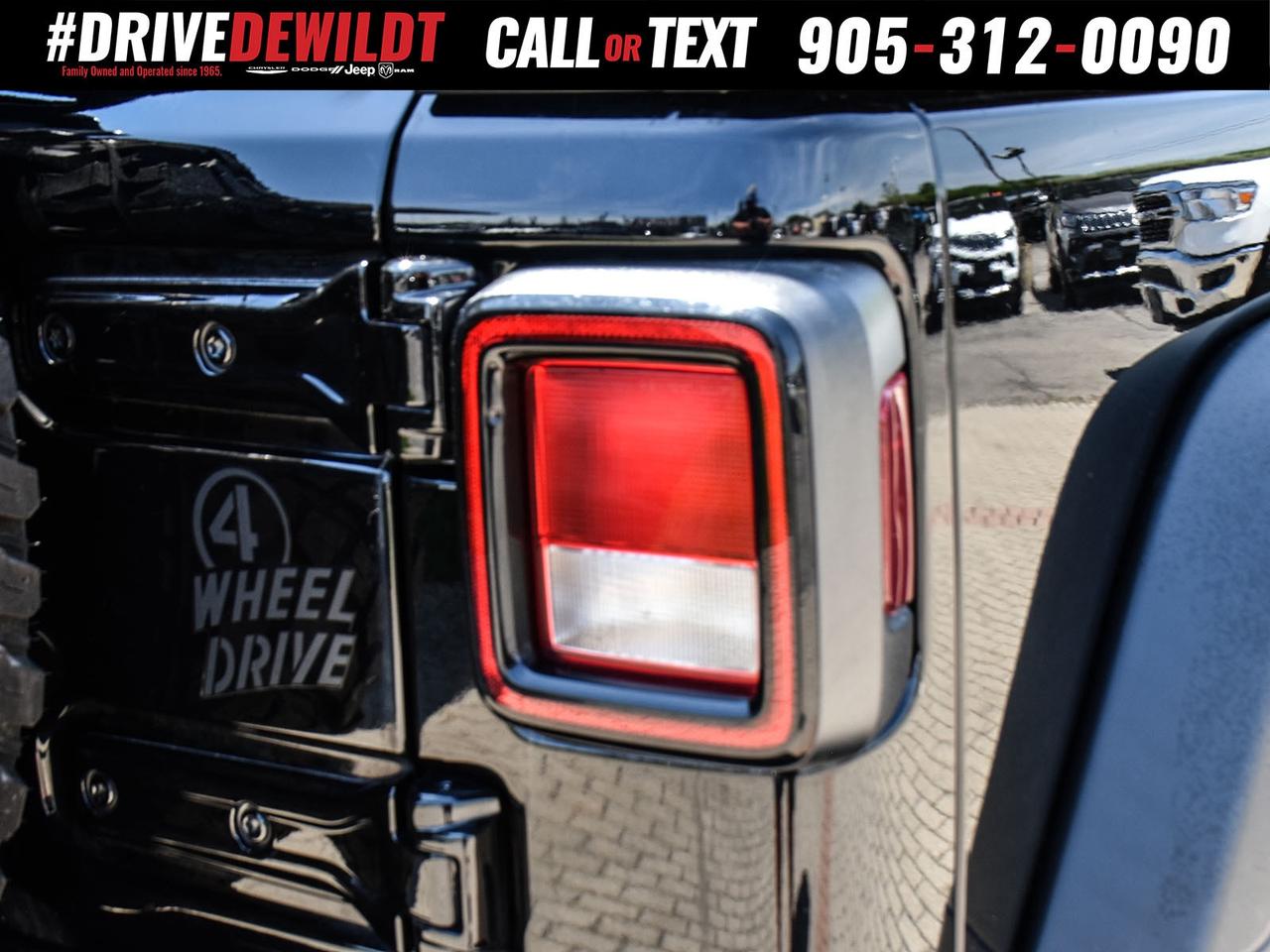 2023 Jeep Wrangler WILLYS   6 SPEED MANUAL   HEATED SEATS Photo