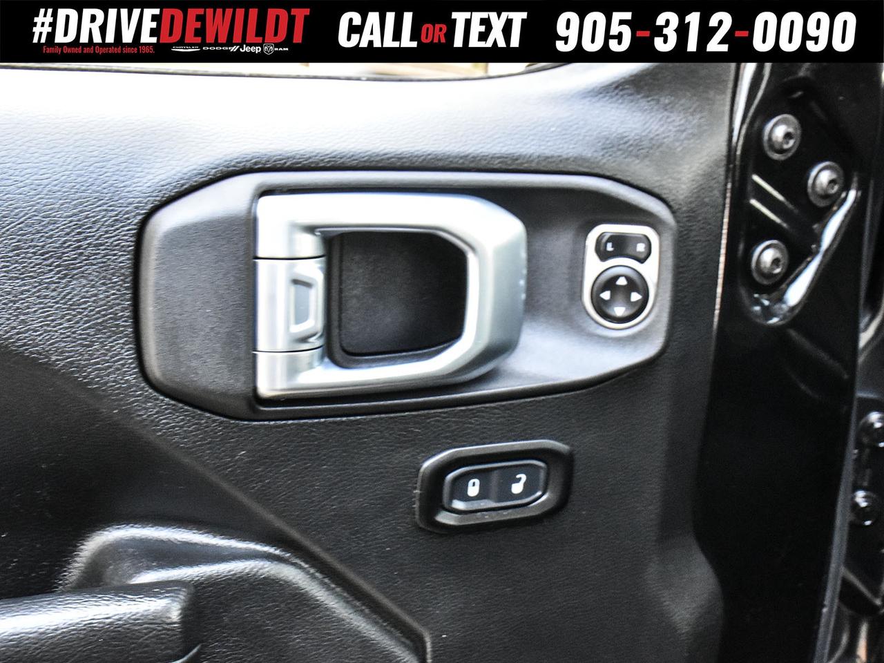 2023 Jeep Wrangler WILLYS   6 SPEED MANUAL   HEATED SEATS Photo