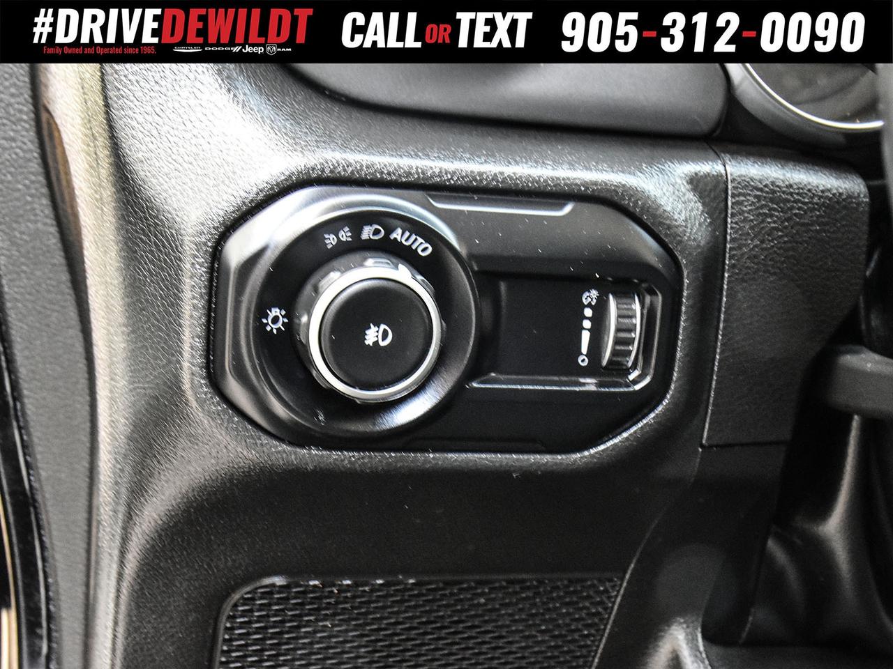 2023 Jeep Wrangler WILLYS   6 SPEED MANUAL   HEATED SEATS Photo