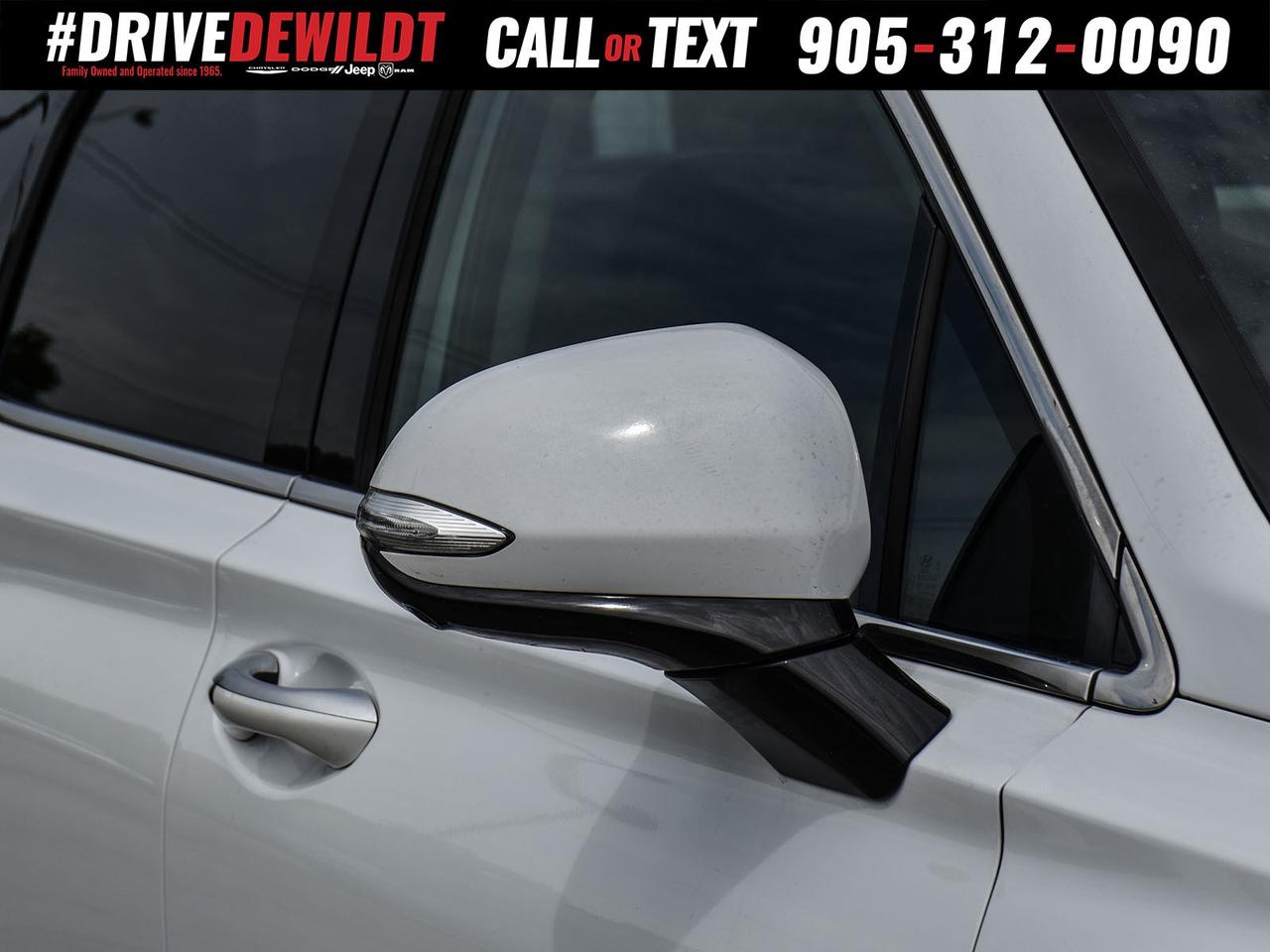 2019 Hyundai Santa Fe LUXURY   LEATHER   SUNROOF Photo3