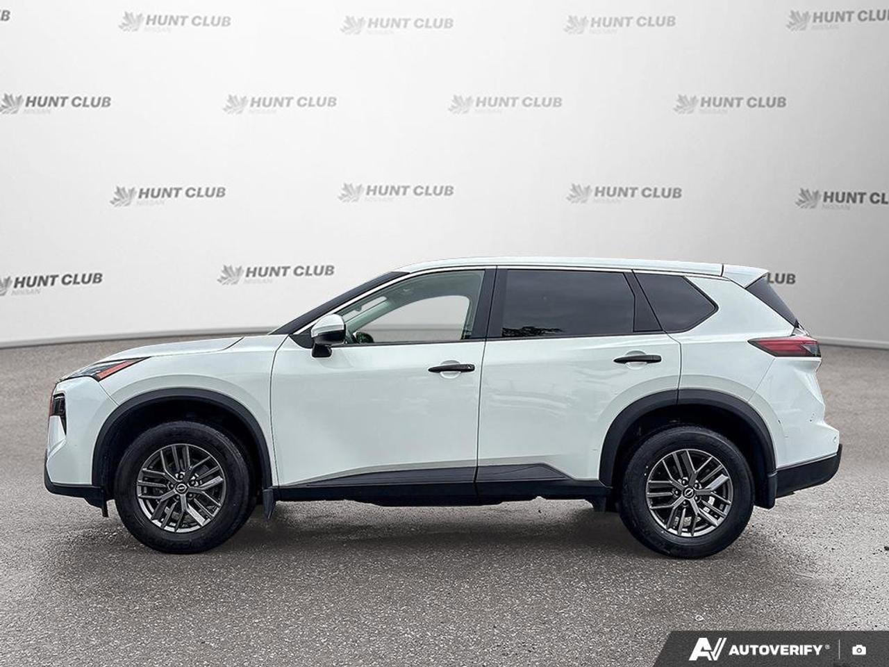 2024 Nissan Rogue S   AWD   Apple Car Play   Heated Seats Photo2