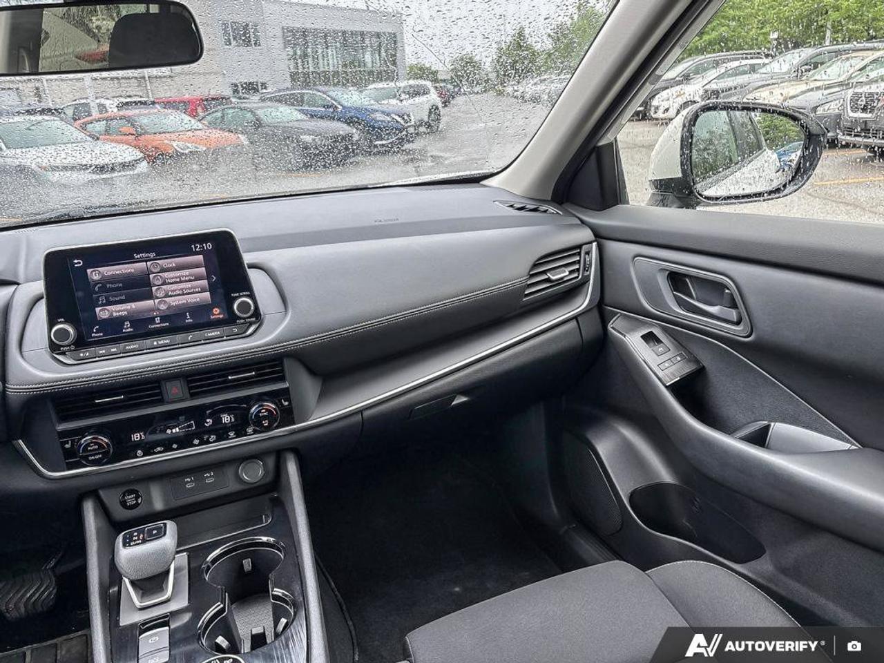 2024 Nissan Rogue S   AWD   Apple Car Play   Heated Seats Photo