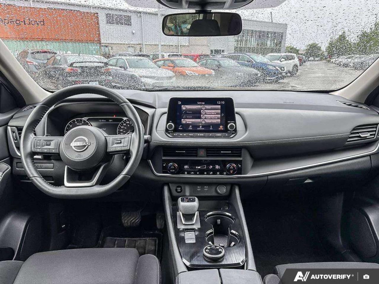 2024 Nissan Rogue S   AWD   Apple Car Play   Heated Seats Photo