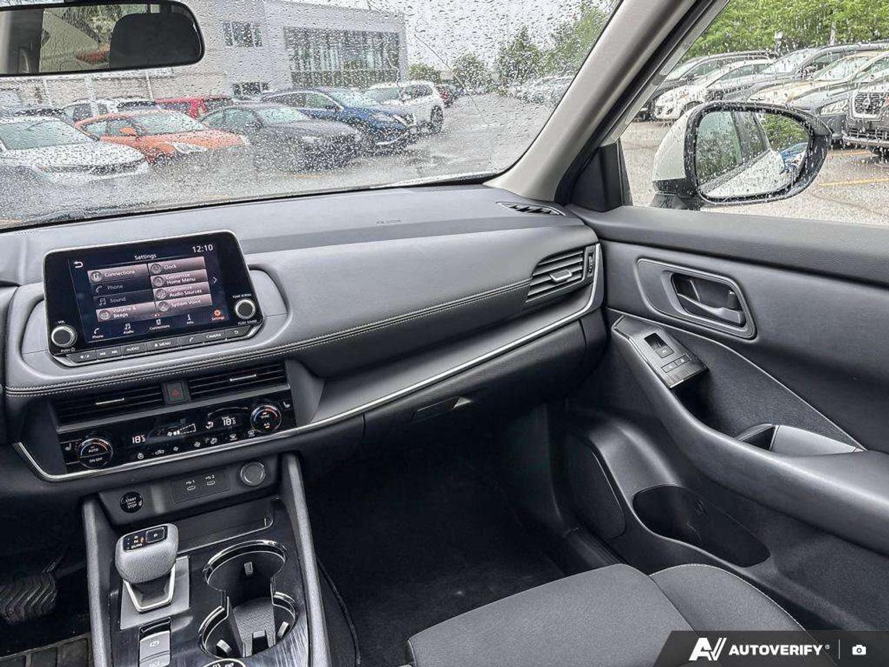 2024 Nissan Rogue S   AWD   Apple Car Play   Heated Seats Photo