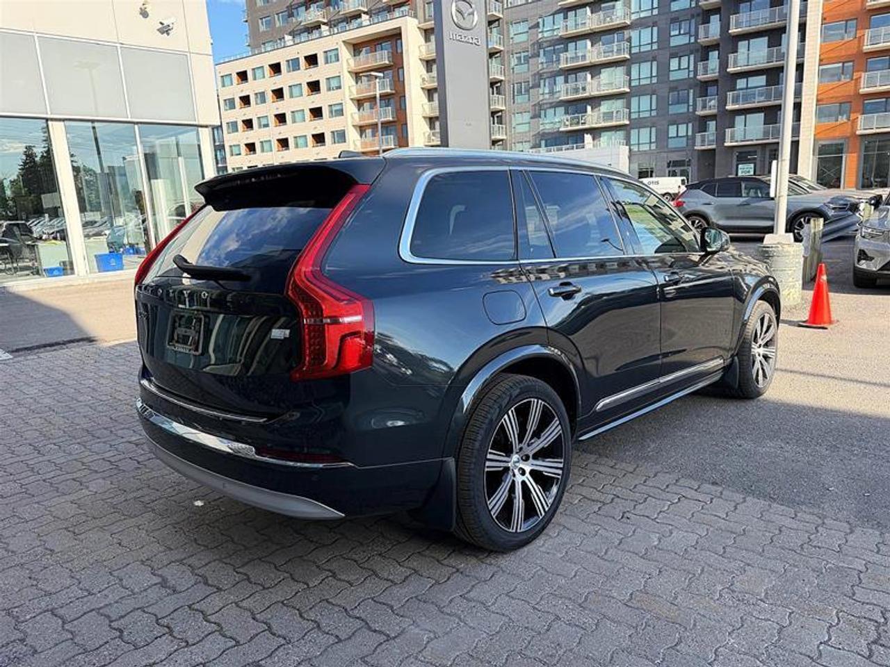 2022 Volvo XC90  Photo