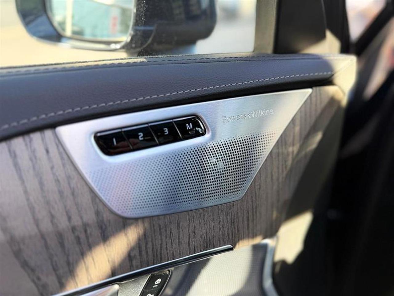 2022 Volvo XC90  Photo