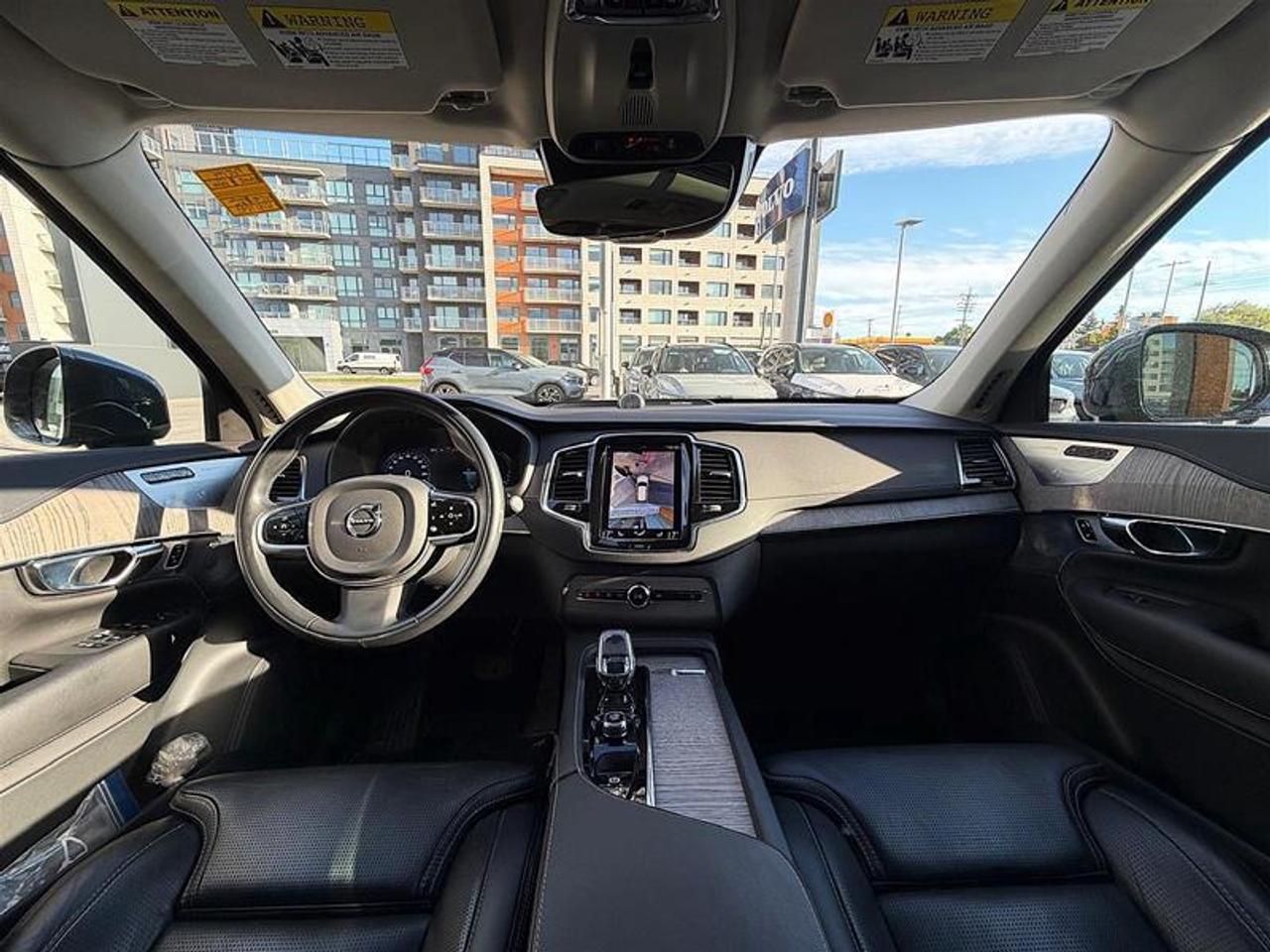 2022 Volvo XC90  Photo