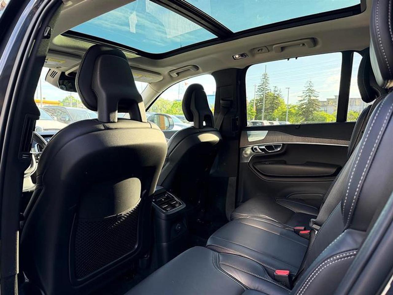 2022 Volvo XC90  Photo