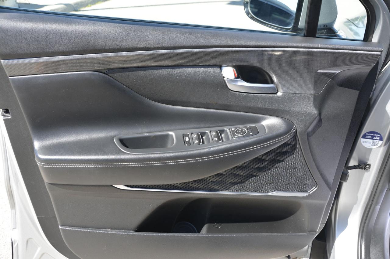 2023 Hyundai Santa Fe Preferred Photo