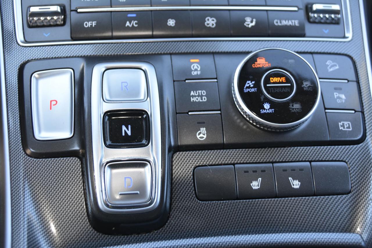 2023 Hyundai Santa Fe Preferred Photo