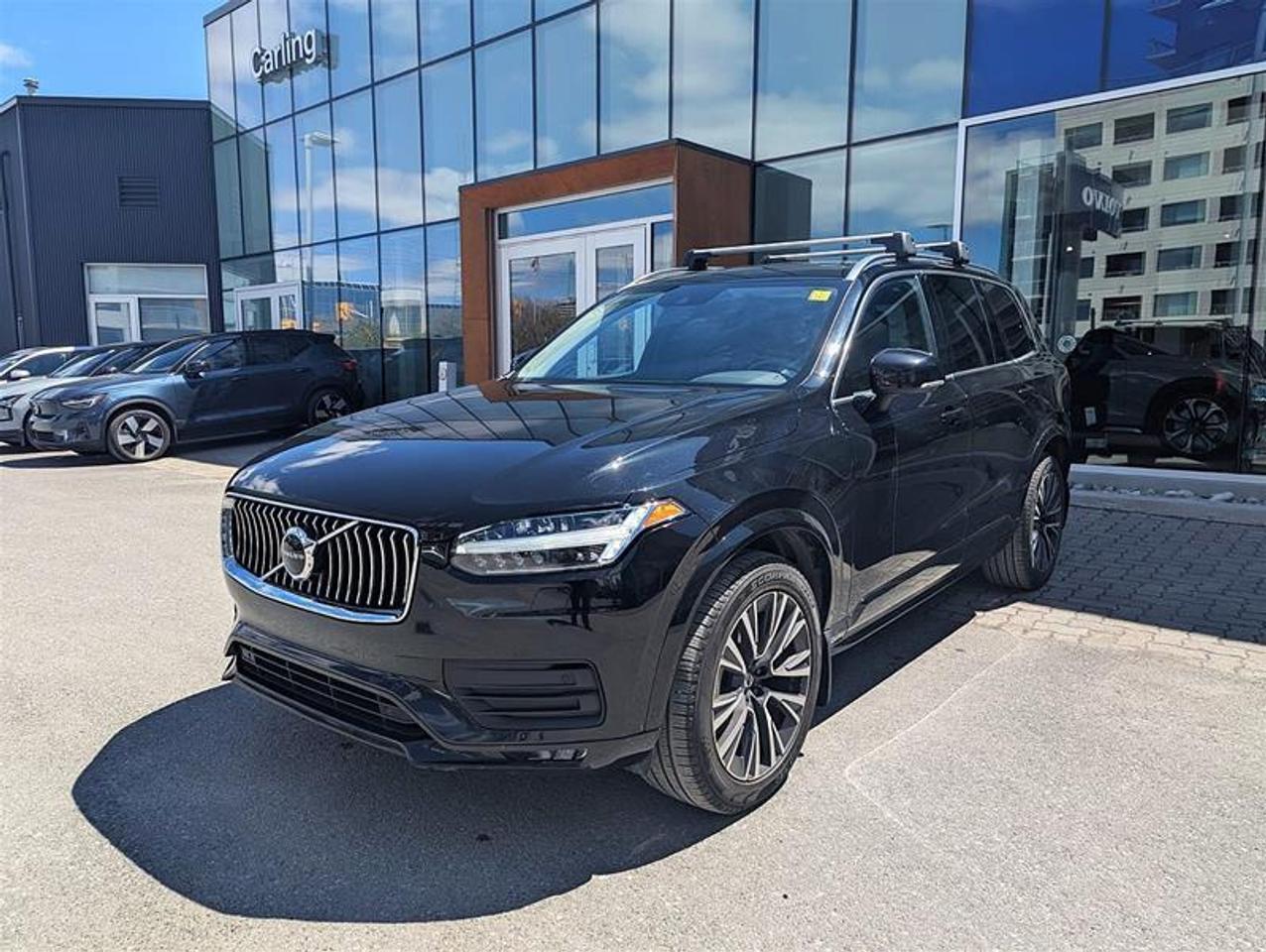 2022 Volvo XC90 T6 AWD Momentum 6-Seater Photo4