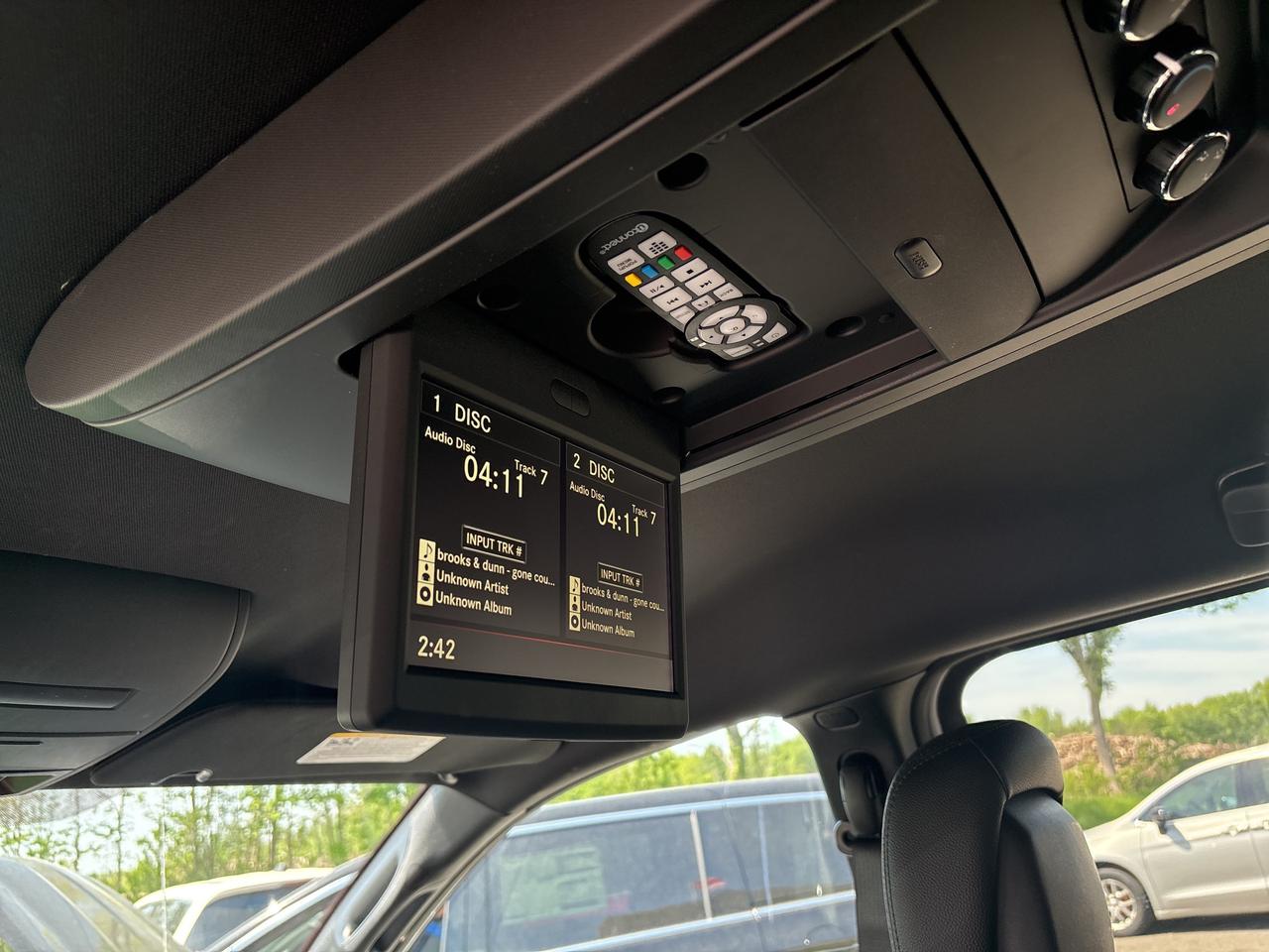 2019 Dodge Grand Caravan 35th Anniversary Photo