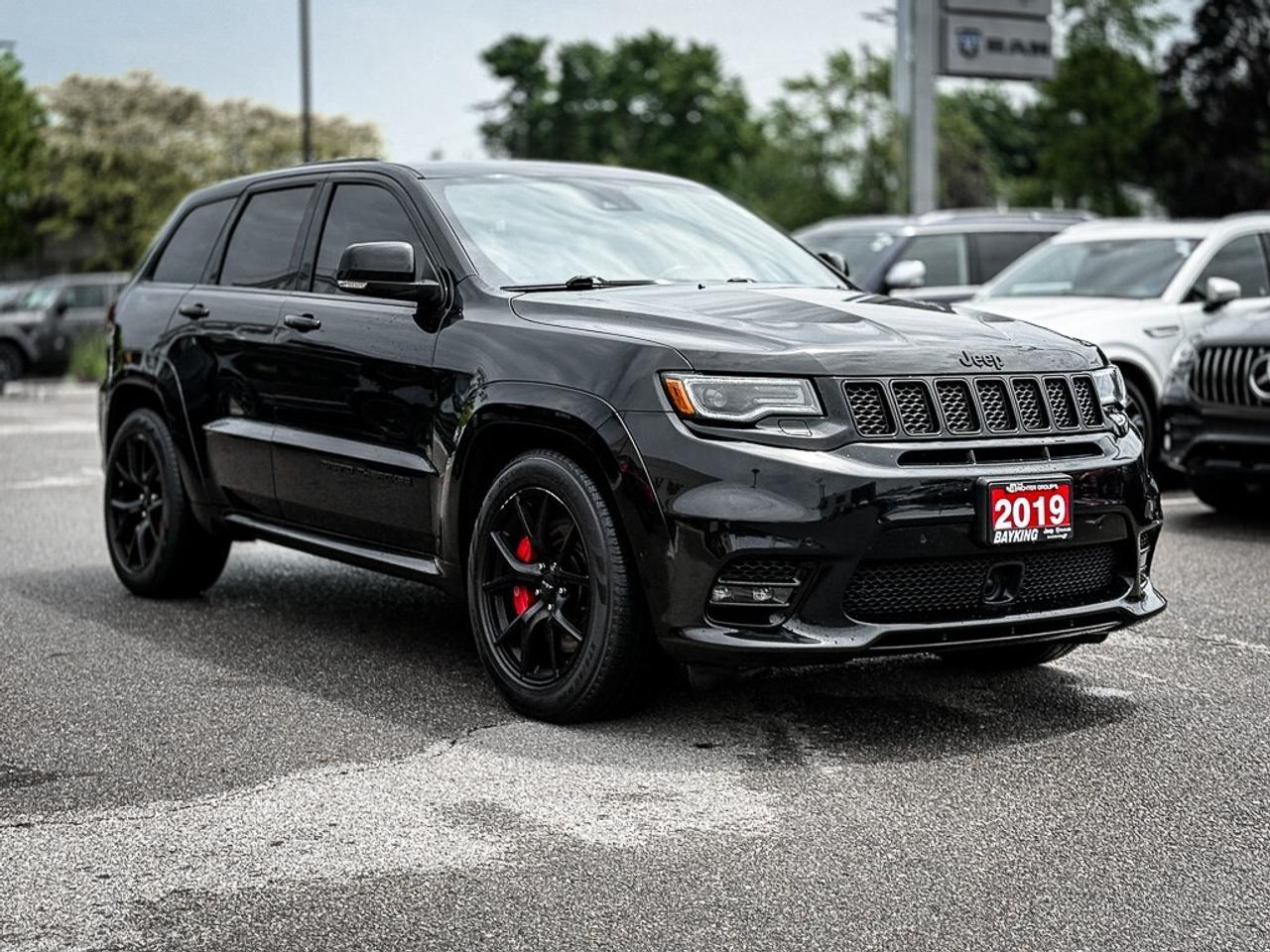 2019 Jeep Grand Cherokee SRT   TOW GROUP   SIGNATURE LEATHER PKG   HARMAN/K Photo2