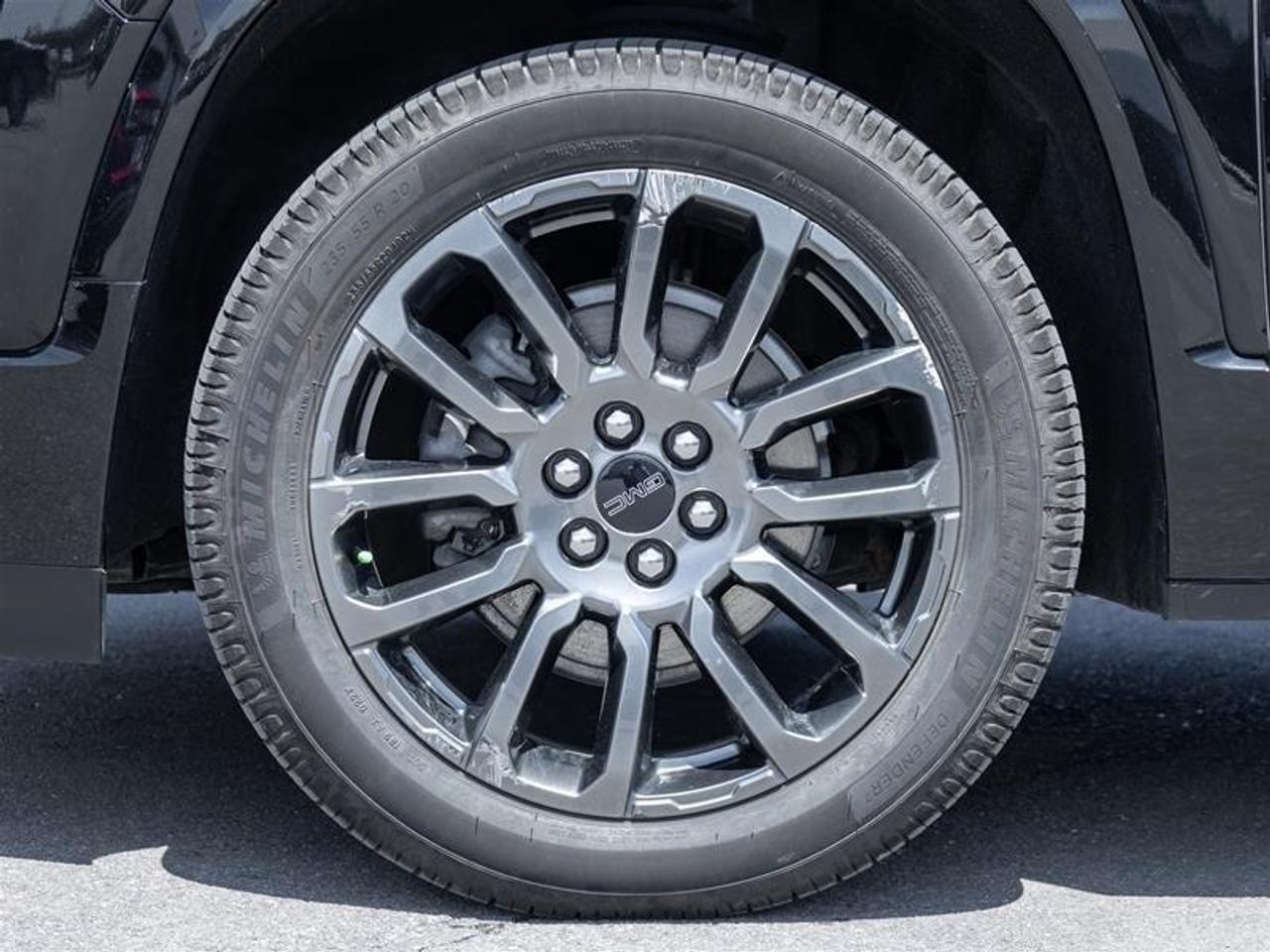 2022 GMC Acadia Denali All-wheel Drive Photo
