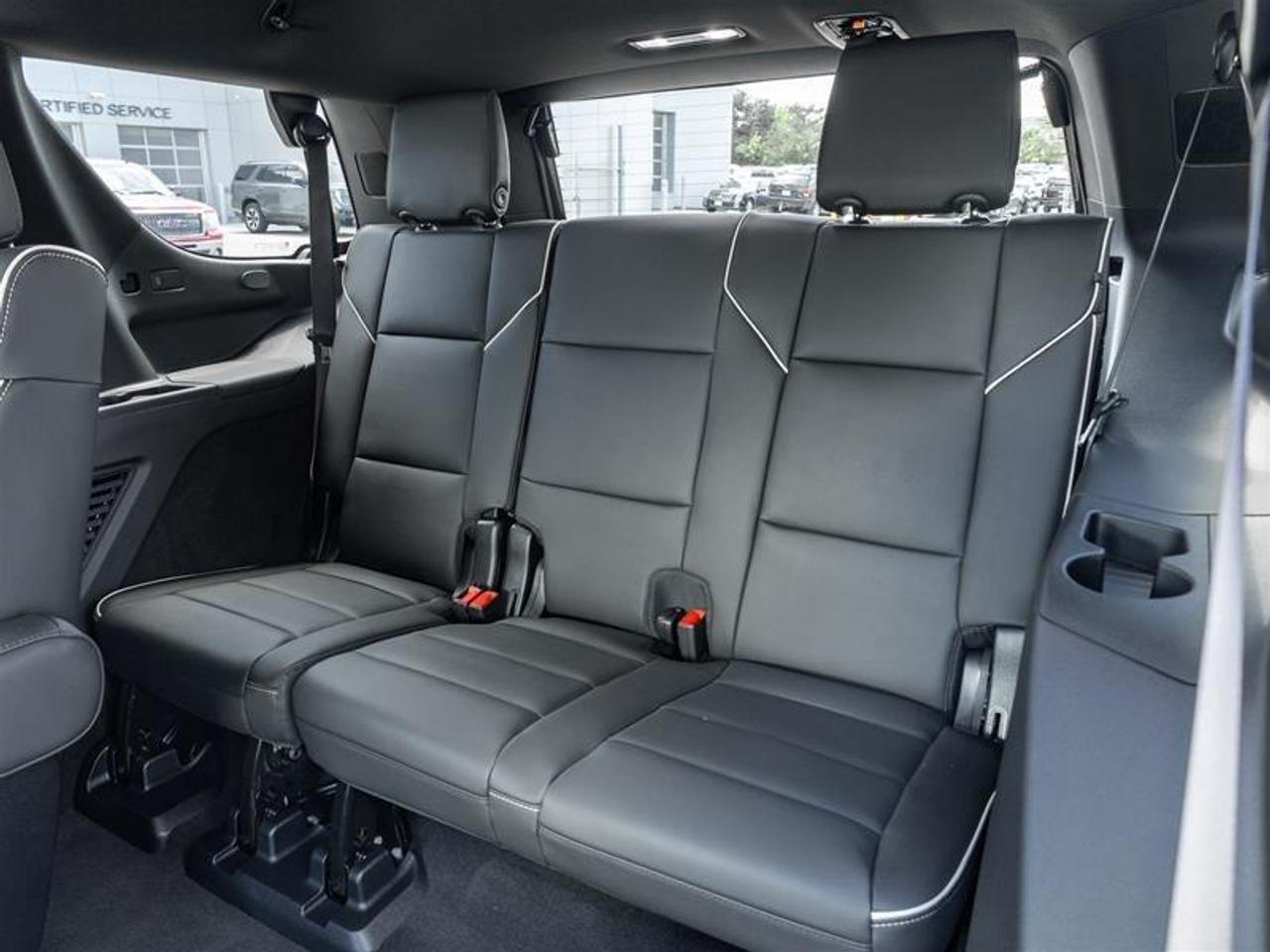 2026 Cadillac Escalade Luxury 4dr 4x4 Photo