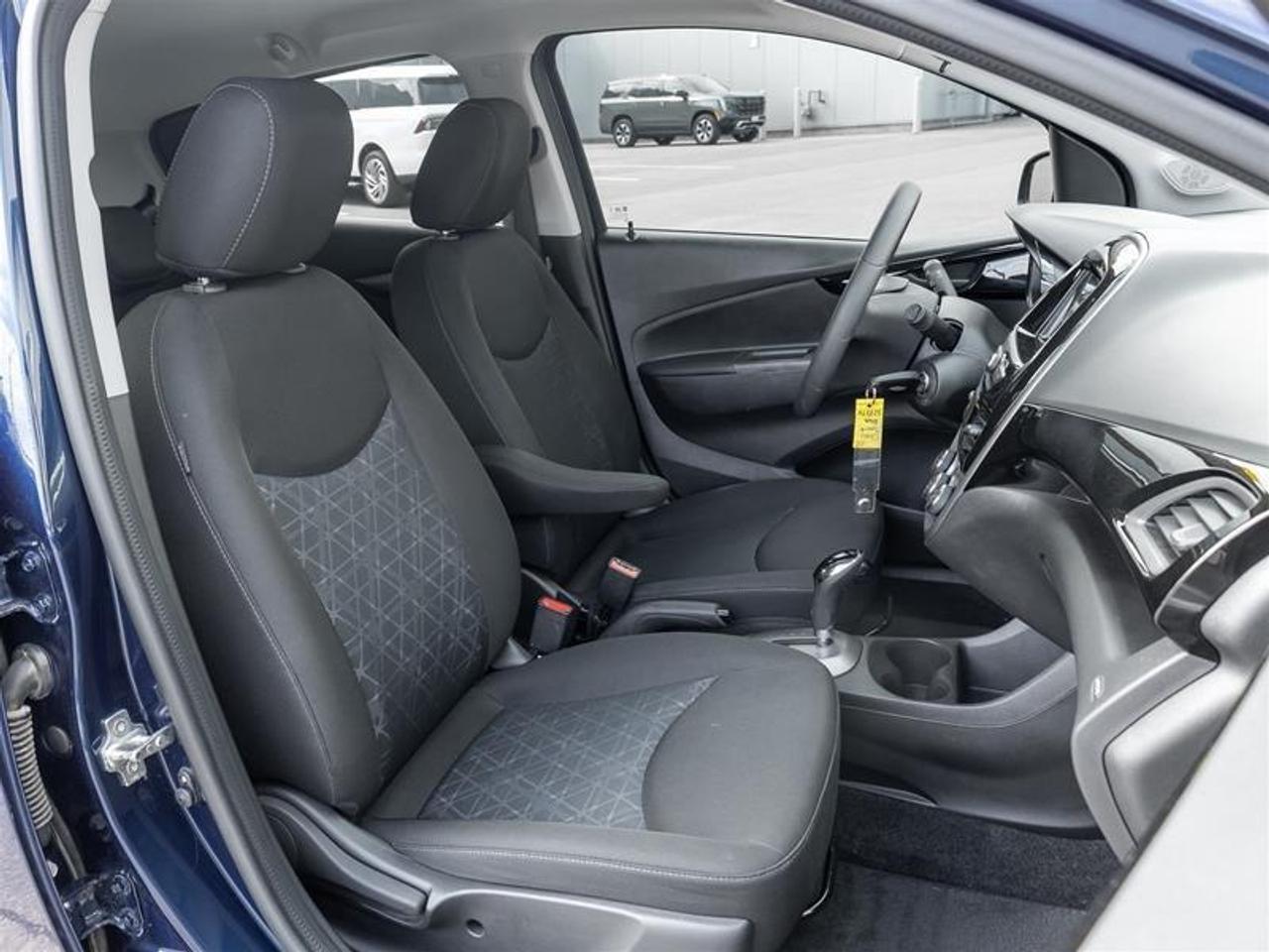 2022 Chevrolet Spark 1LT CVT 4dr Hatchback Photo