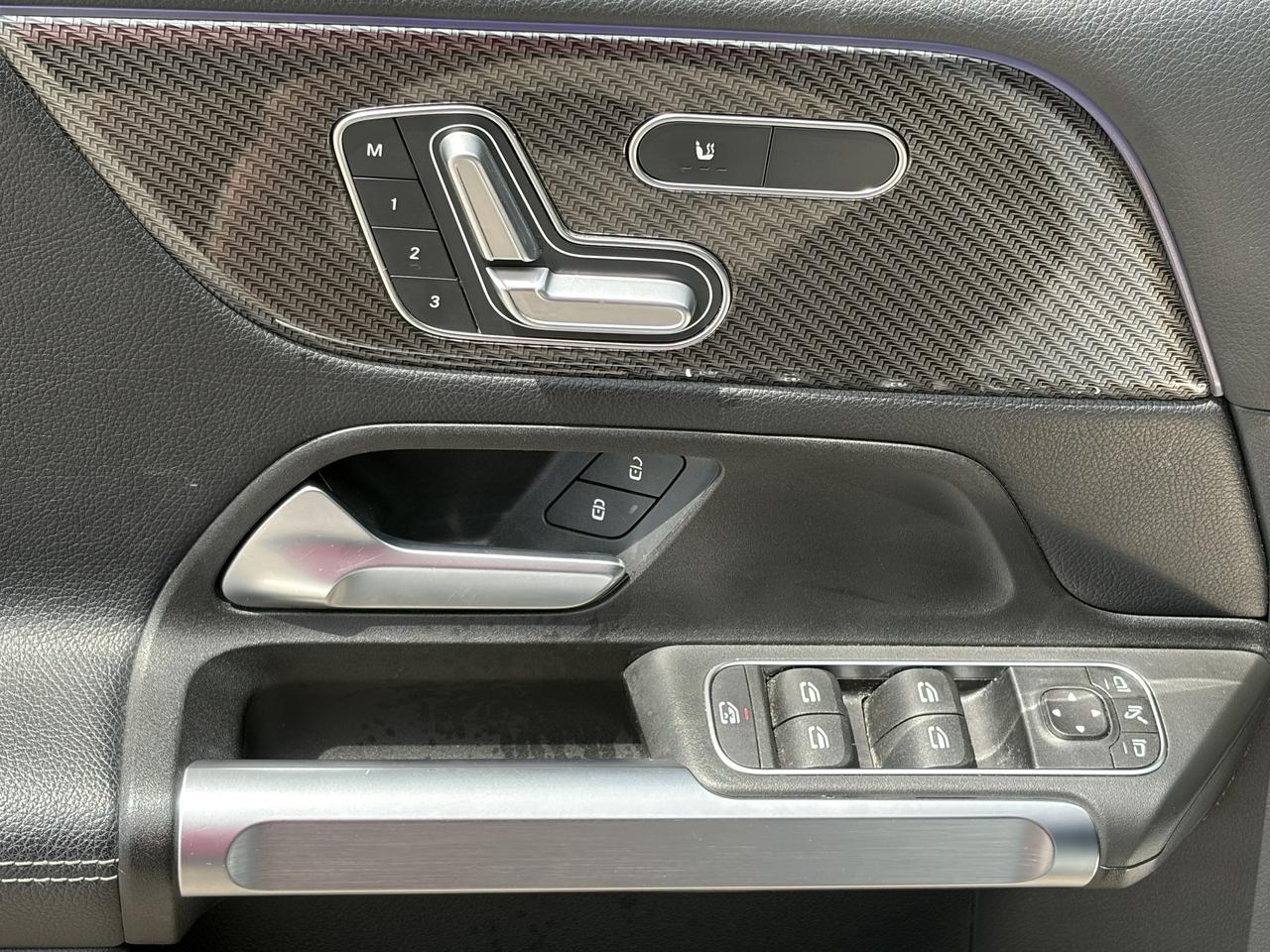 2022 Mercedes-Benz GLB250 GLB 250/LOADED!!/CALL PICTON 613-476-2188 Photo