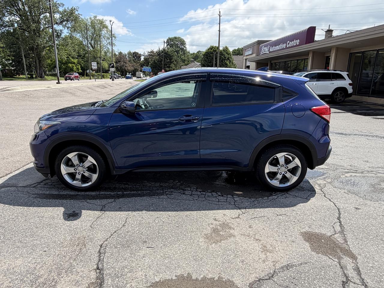 2017 Honda HR-V EX  **CALL PICTON 1*866*979*8802 Photo