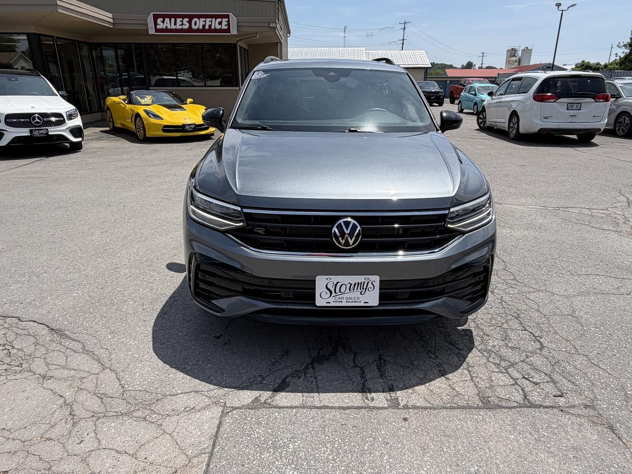2023 Volkswagen Tiguan COMFORTLINE R-LINE BLACK EDITION/LOADED!! Photo