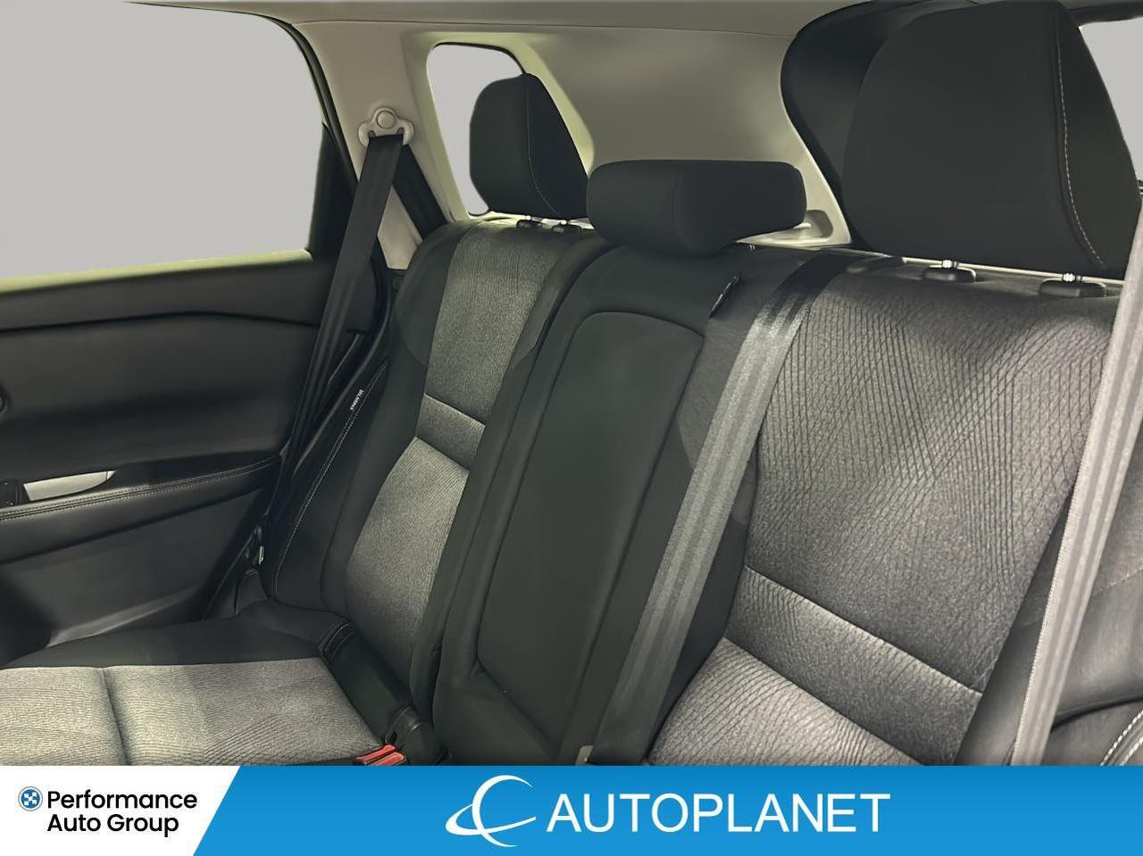 2025 Nissan Rogue SV AWD, Pano Roof, Blind Spot Assist, Heated Seats Photo