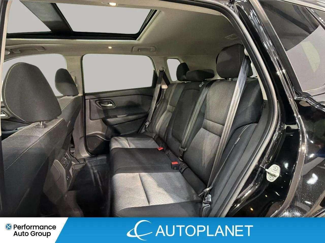 2025 Nissan Rogue SV AWD, Pano Roof, Android Auto, Heated Seats! Photo