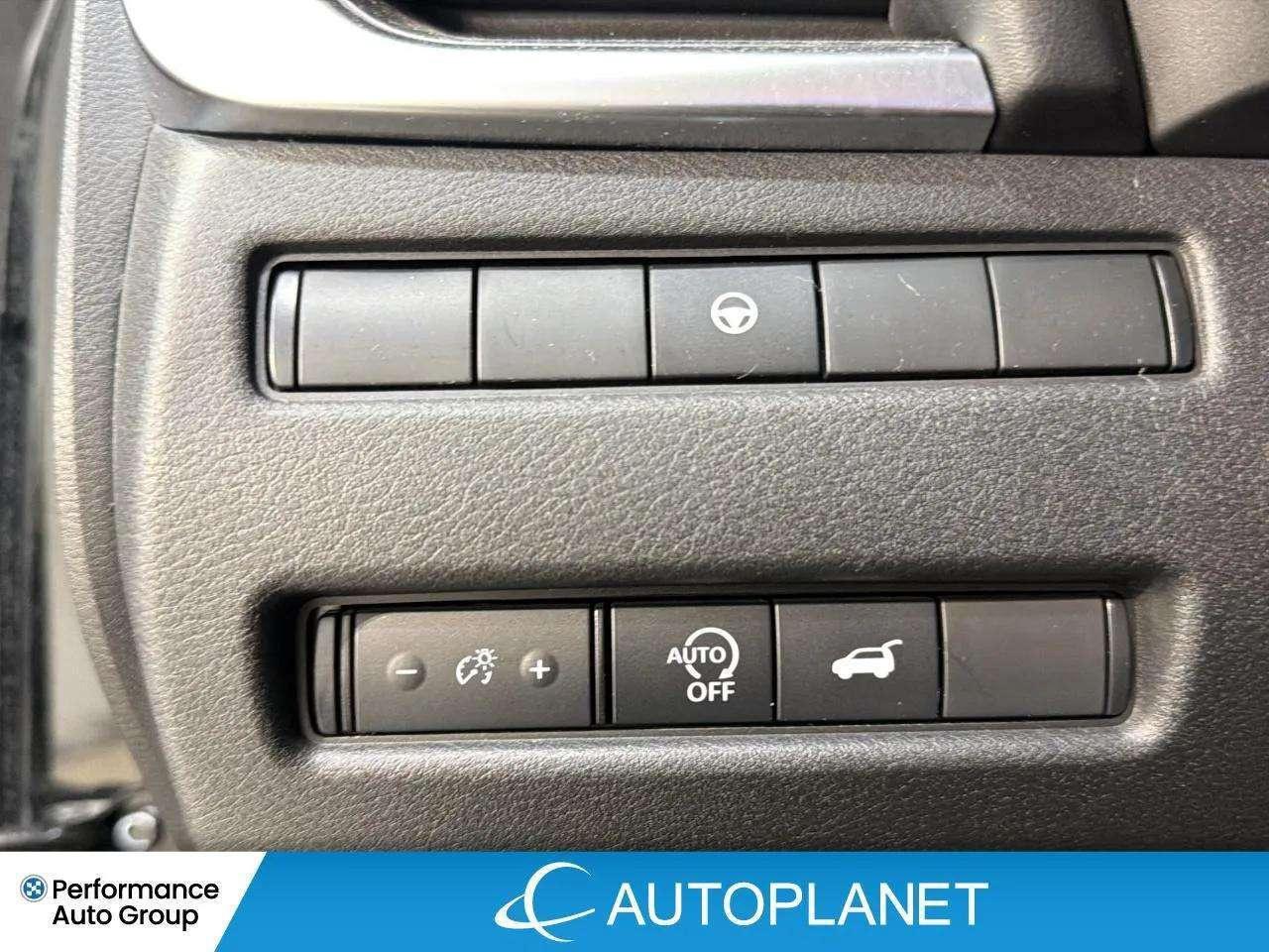 2025 Nissan Rogue SV AWD, Pano Roof, Android Auto, Heated Seats! Photo
