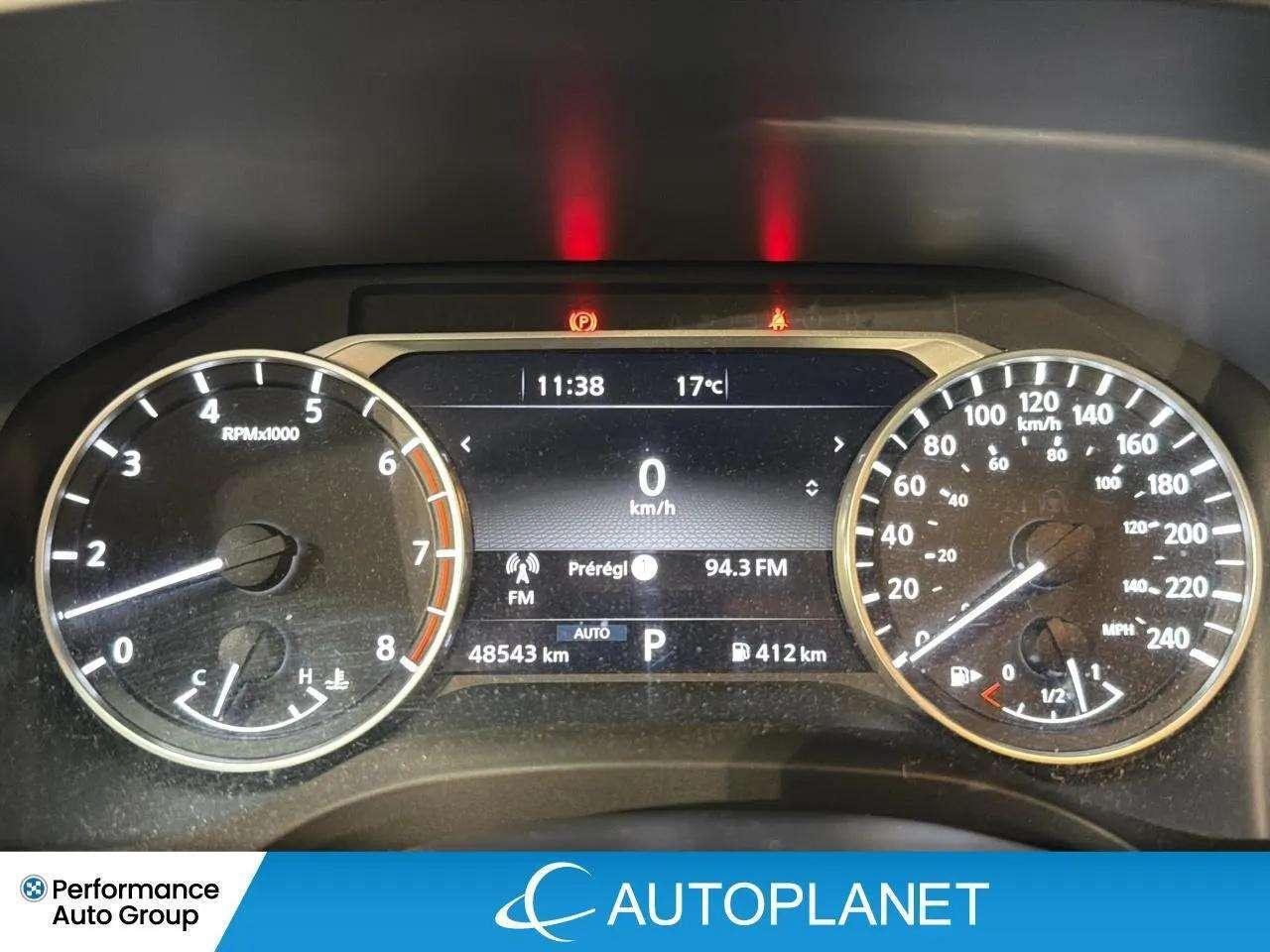 2025 Nissan Rogue SV AWD, Pano Roof, Android Auto, Heated Seats! Photo
