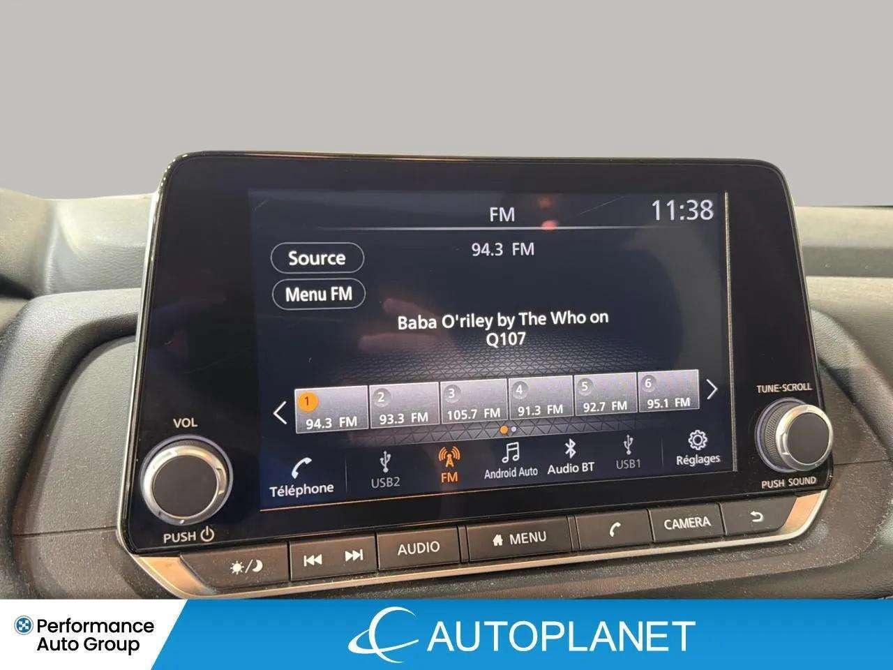 2025 Nissan Rogue SV AWD, Pano Roof, Android Auto, Heated Seats! Photo