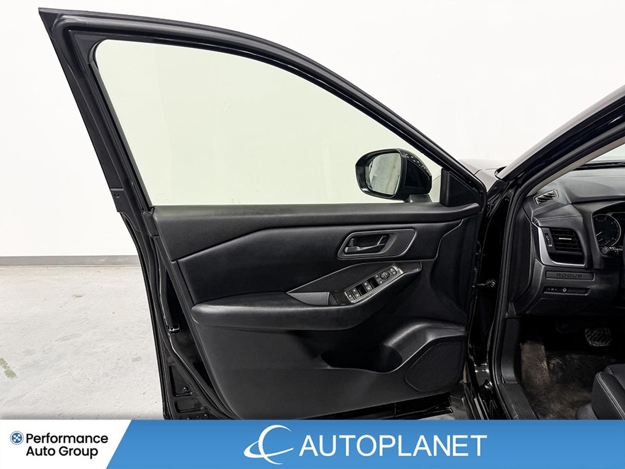 2025 Nissan Rogue S AWD, Blind Spot Assist, Heated Seats, Bluetooth! Photo