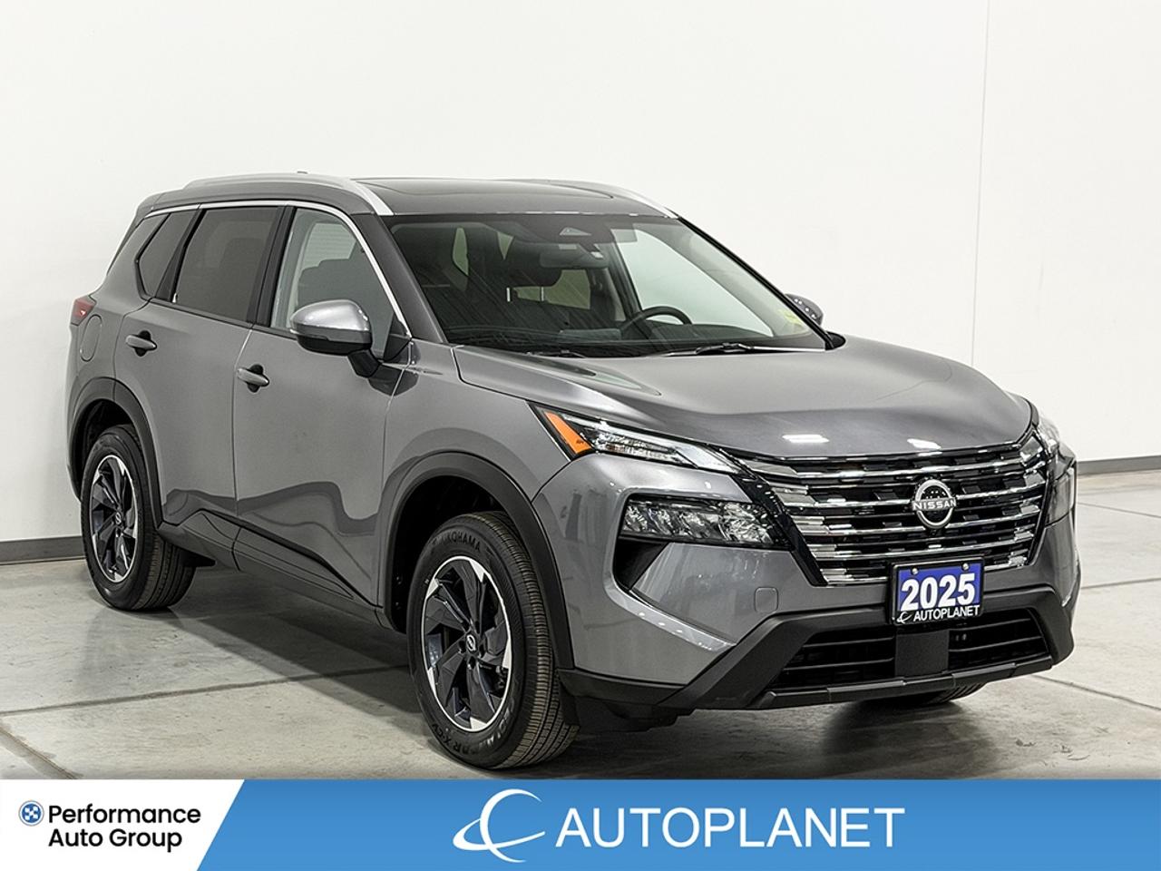 2025 Nissan Rogue SV AWD, Apple CarPlay, Back Up Cam, Pano Roof! Photo
