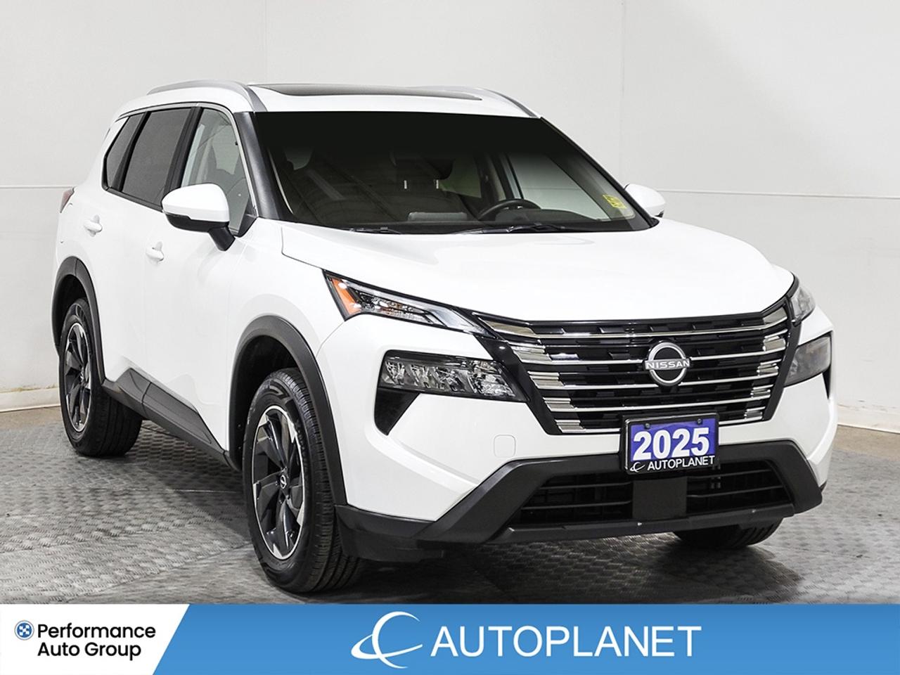 2025 Nissan Rogue SV AWD, Pano Roof, Apple CarPlay, Heated Seats! Photo