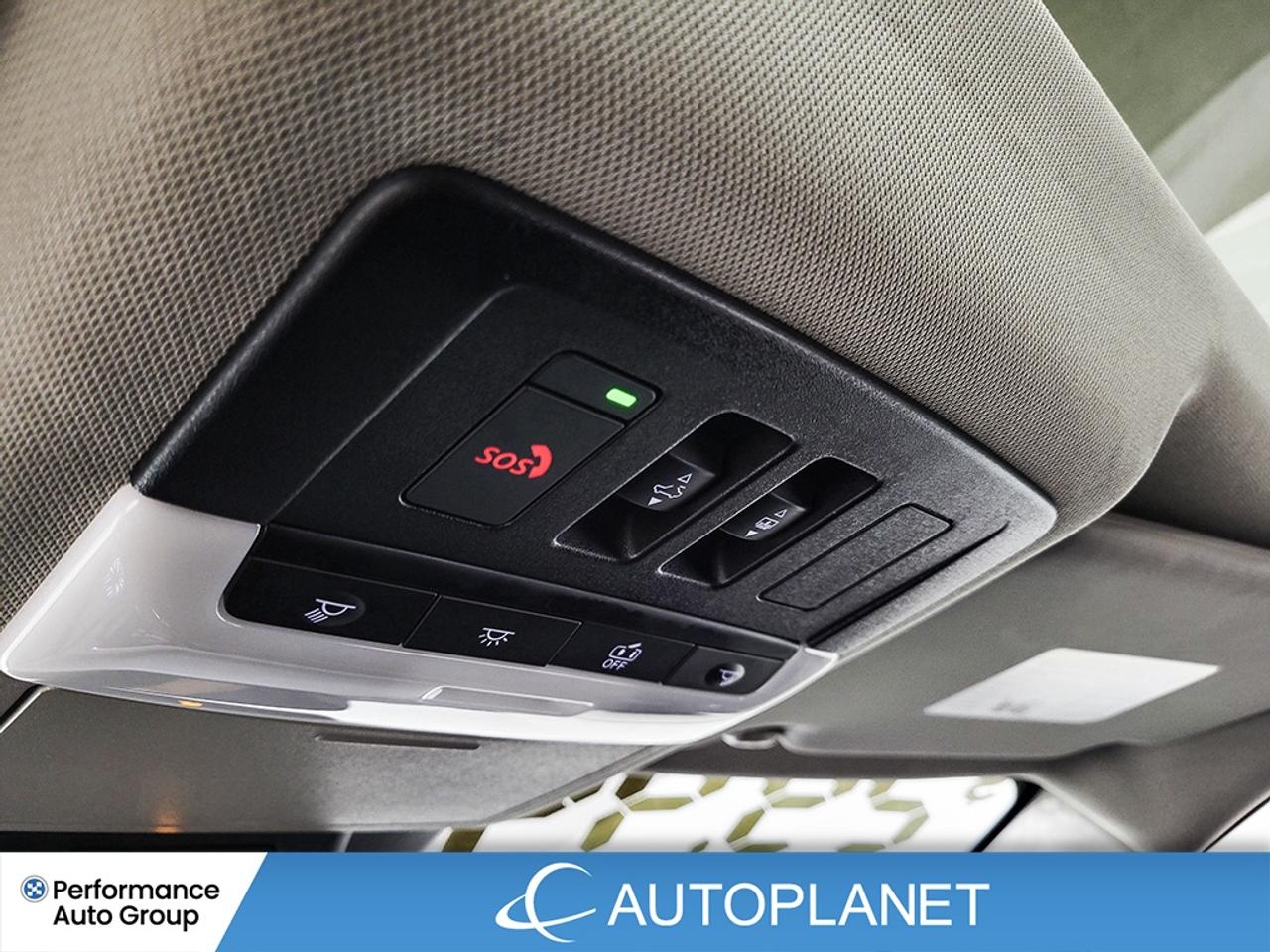 2025 Nissan Rogue SV AWD, Pano Roof, Apple CarPlay, Heated Seats! Photo