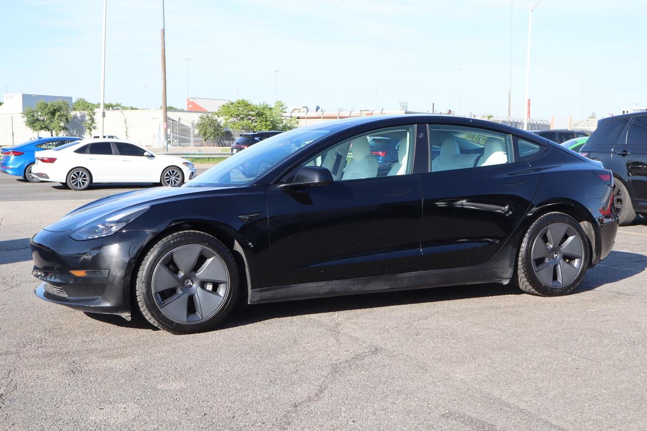2022 Tesla Model 3 SR+   NO ACCIDENT   WHITE INTERIOR   CLEAN CARFAX Photo
