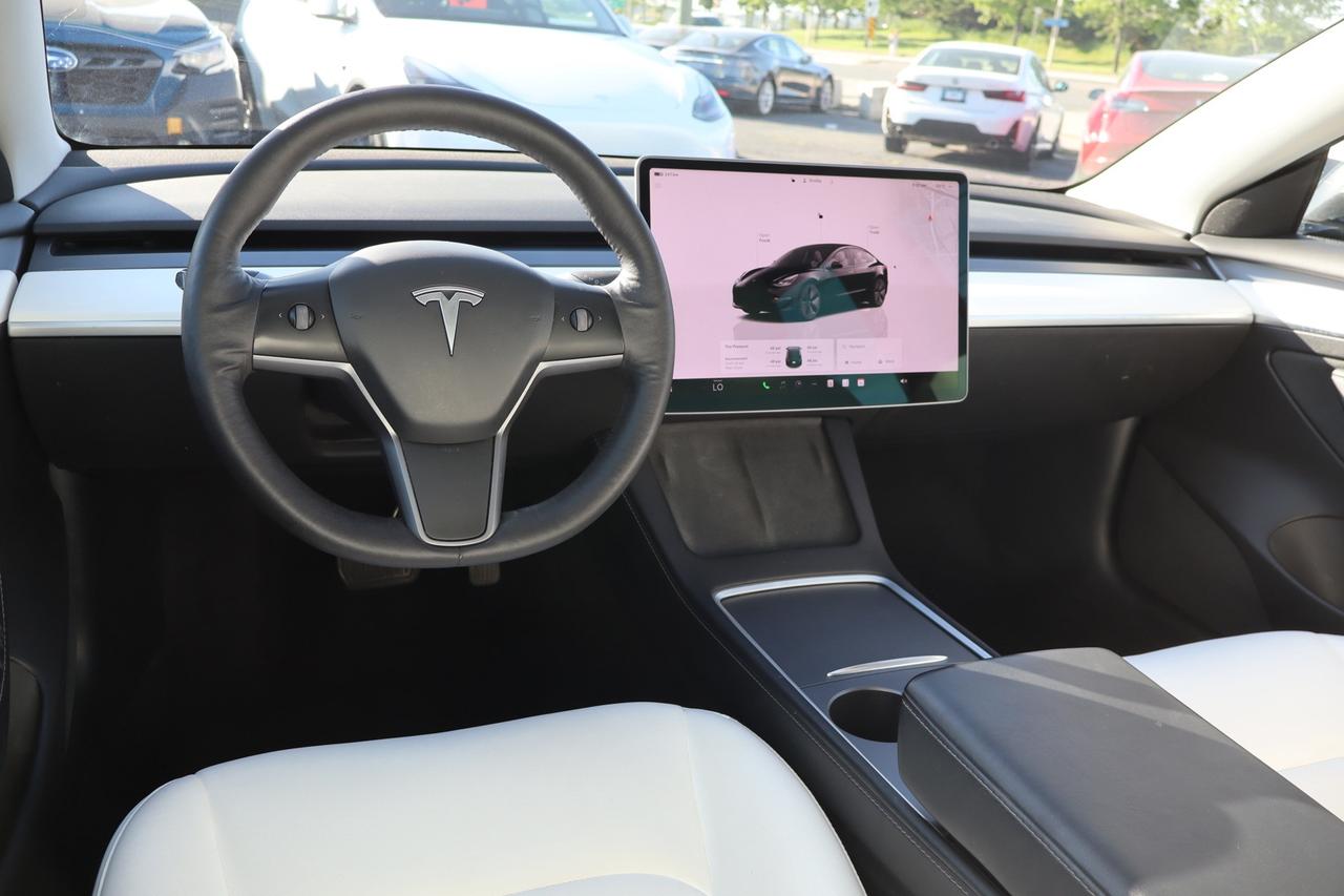 2022 Tesla Model 3 SR+   NO ACCIDENT   WHITE INTERIOR   CLEAN CARFAX Photo