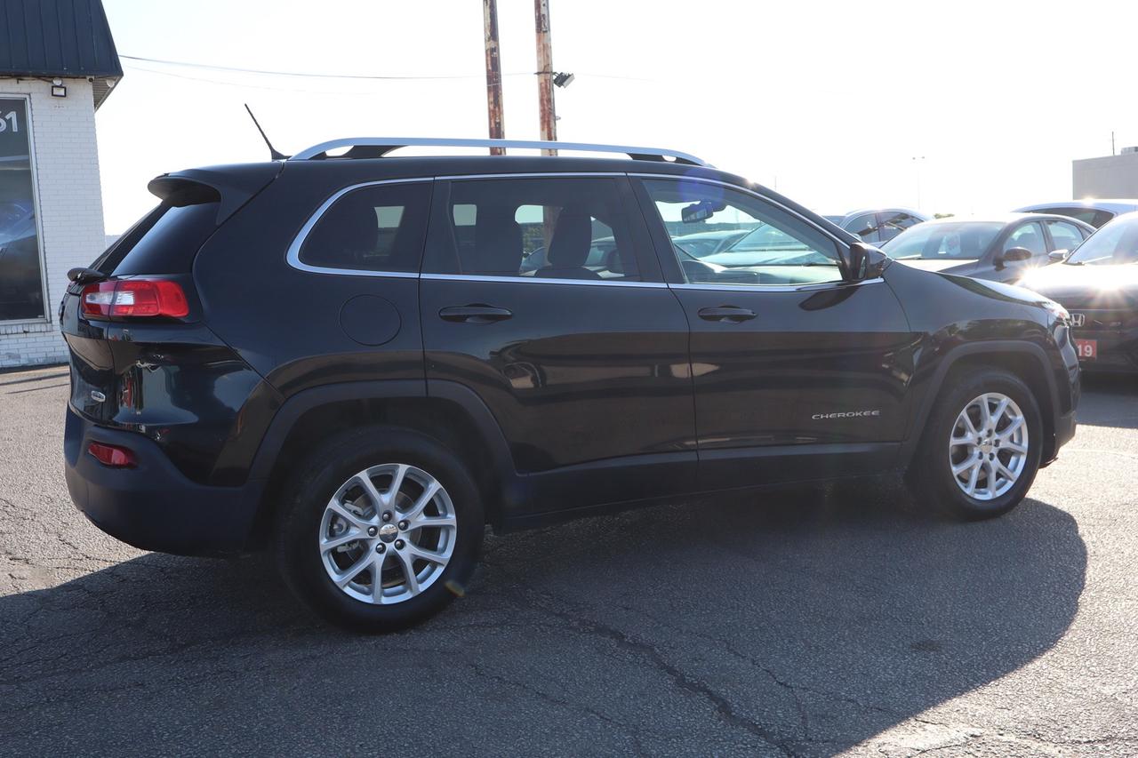 2015 Jeep Cherokee Latitude   Safety Certified   Navi   Camera Photo