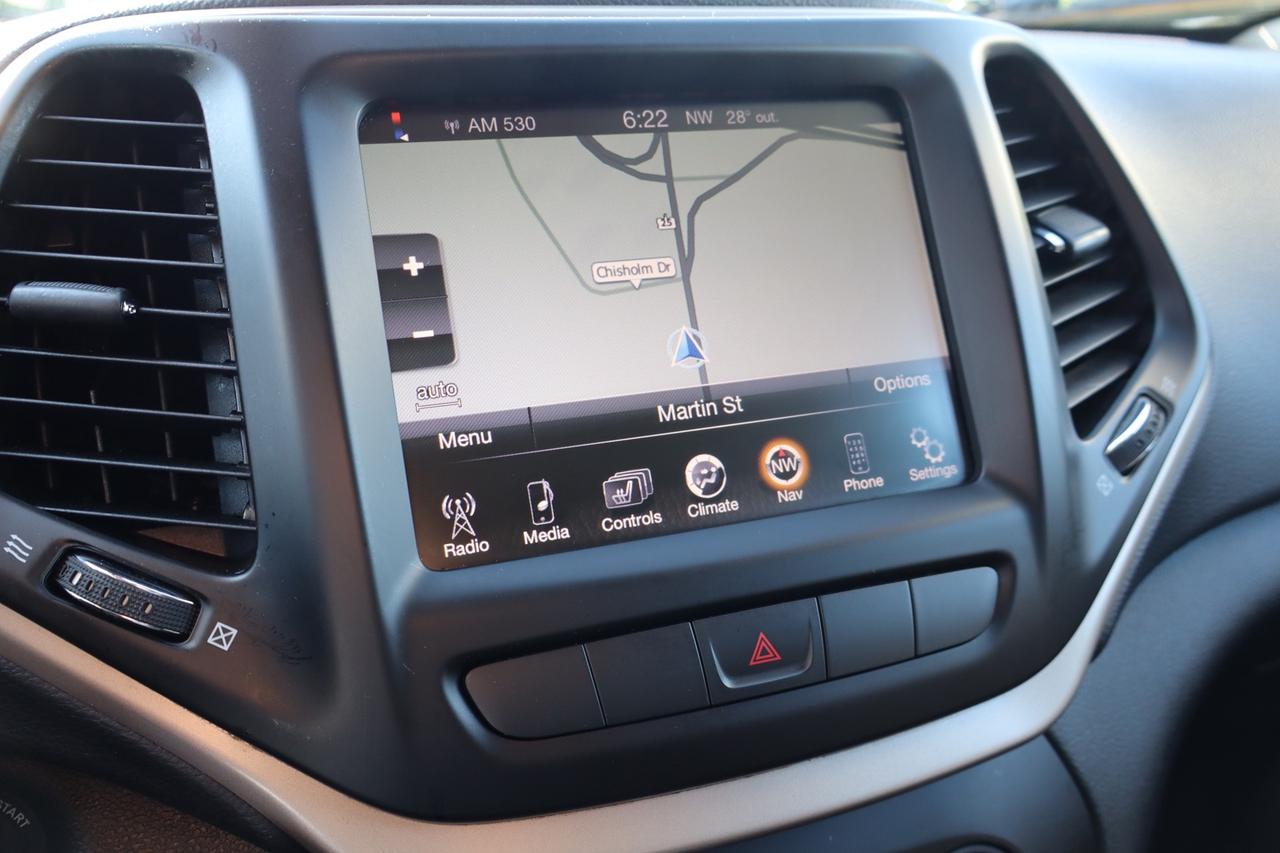 2015 Jeep Cherokee Latitude   Safety Certified   Navi   Camera Photo