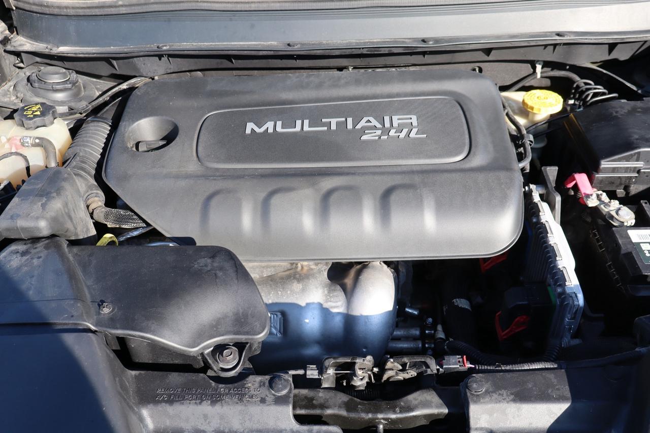 2015 Jeep Cherokee Latitude   Safety Certified   Navi   Camera Photo
