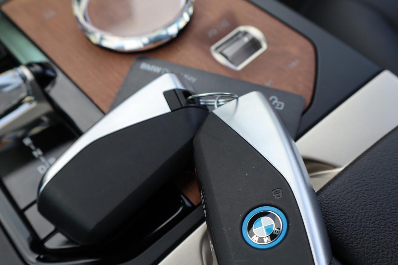 2023 BMW iX xDrive50   Premium Excellence   No Accident   Mass Photo