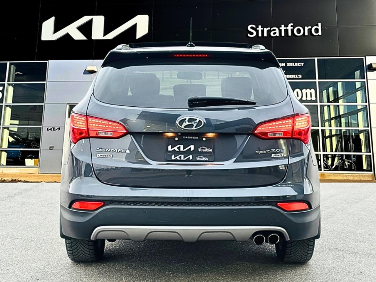 2015 Hyundai Santa Fe Sport 2.0T LIMITED Photo