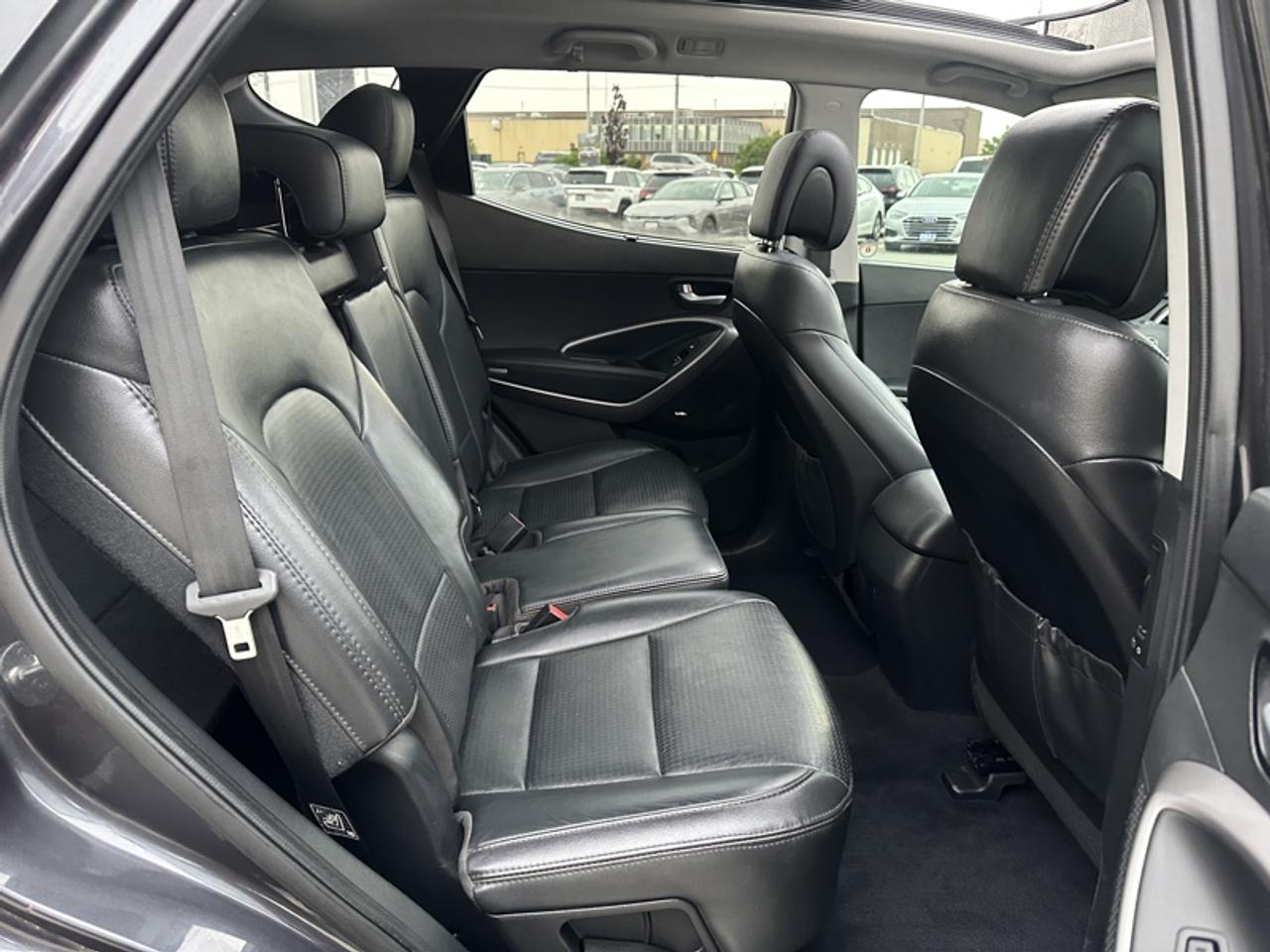 2015 Hyundai Santa Fe Sport 2.0T LIMITED Photo