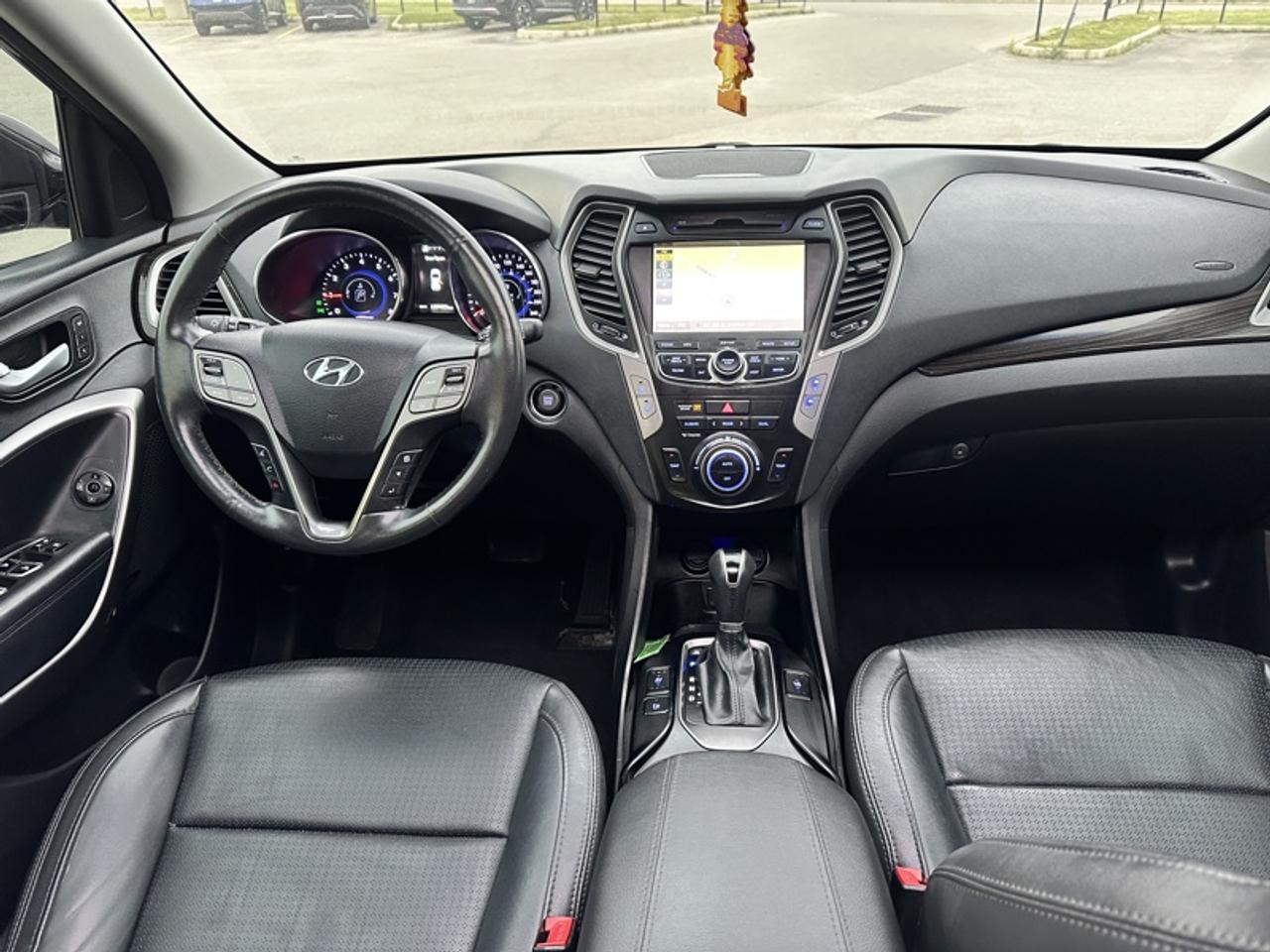 2015 Hyundai Santa Fe Sport 2.0T LIMITED Photo
