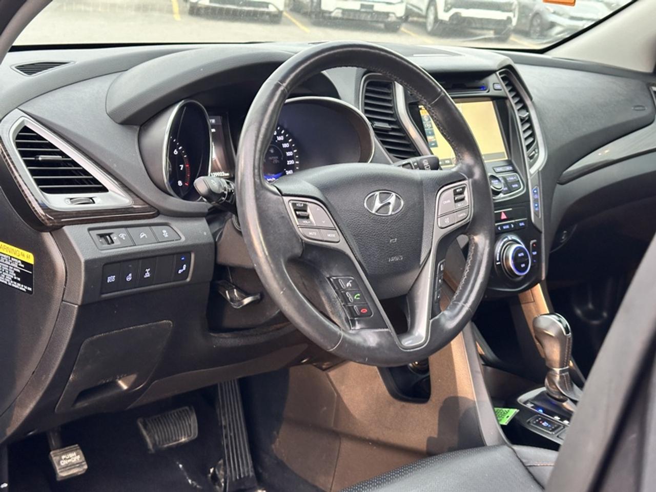 2015 Hyundai Santa Fe Sport 2.0T LIMITED Photo