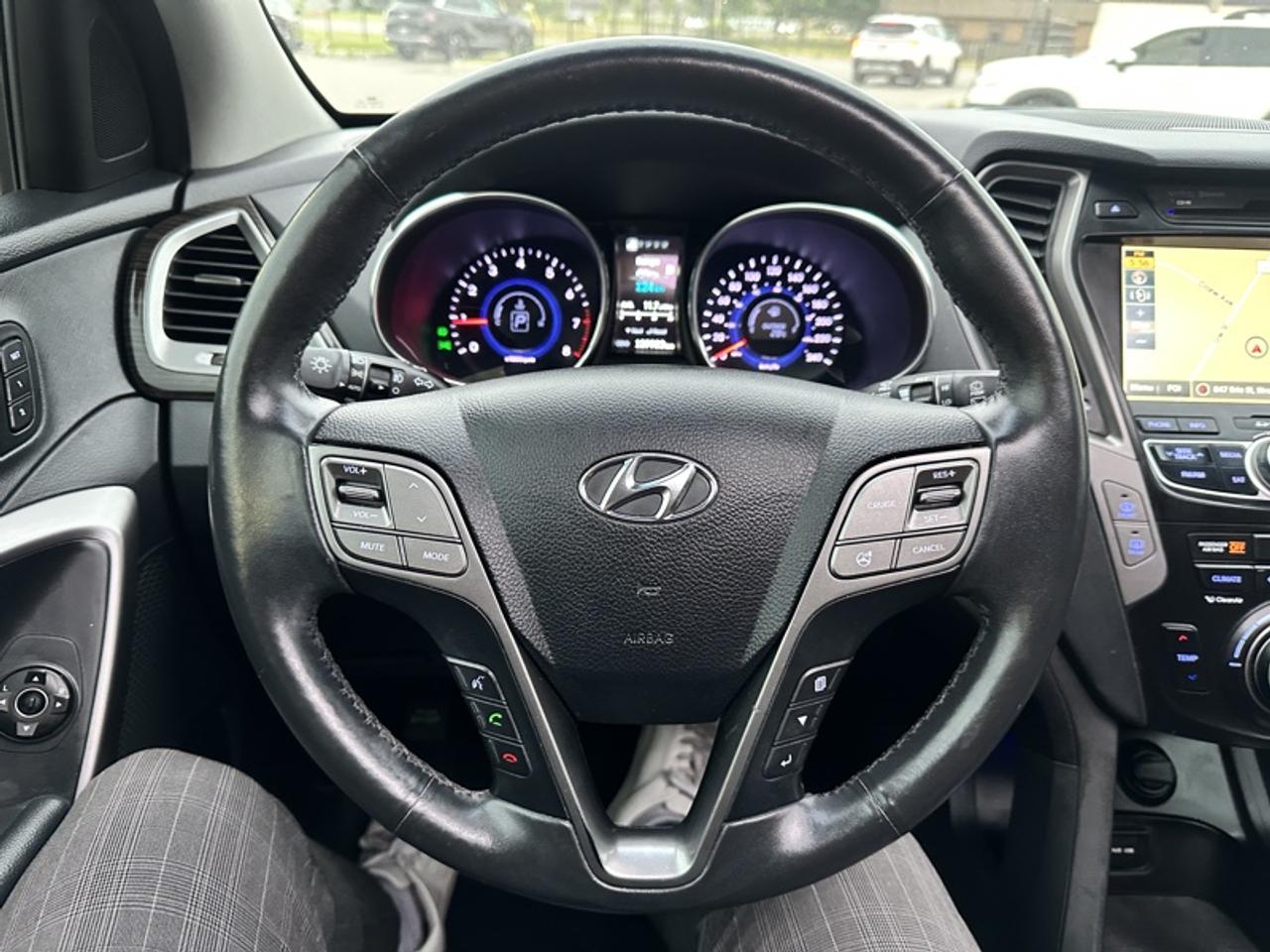 2015 Hyundai Santa Fe Sport 2.0T LIMITED Photo
